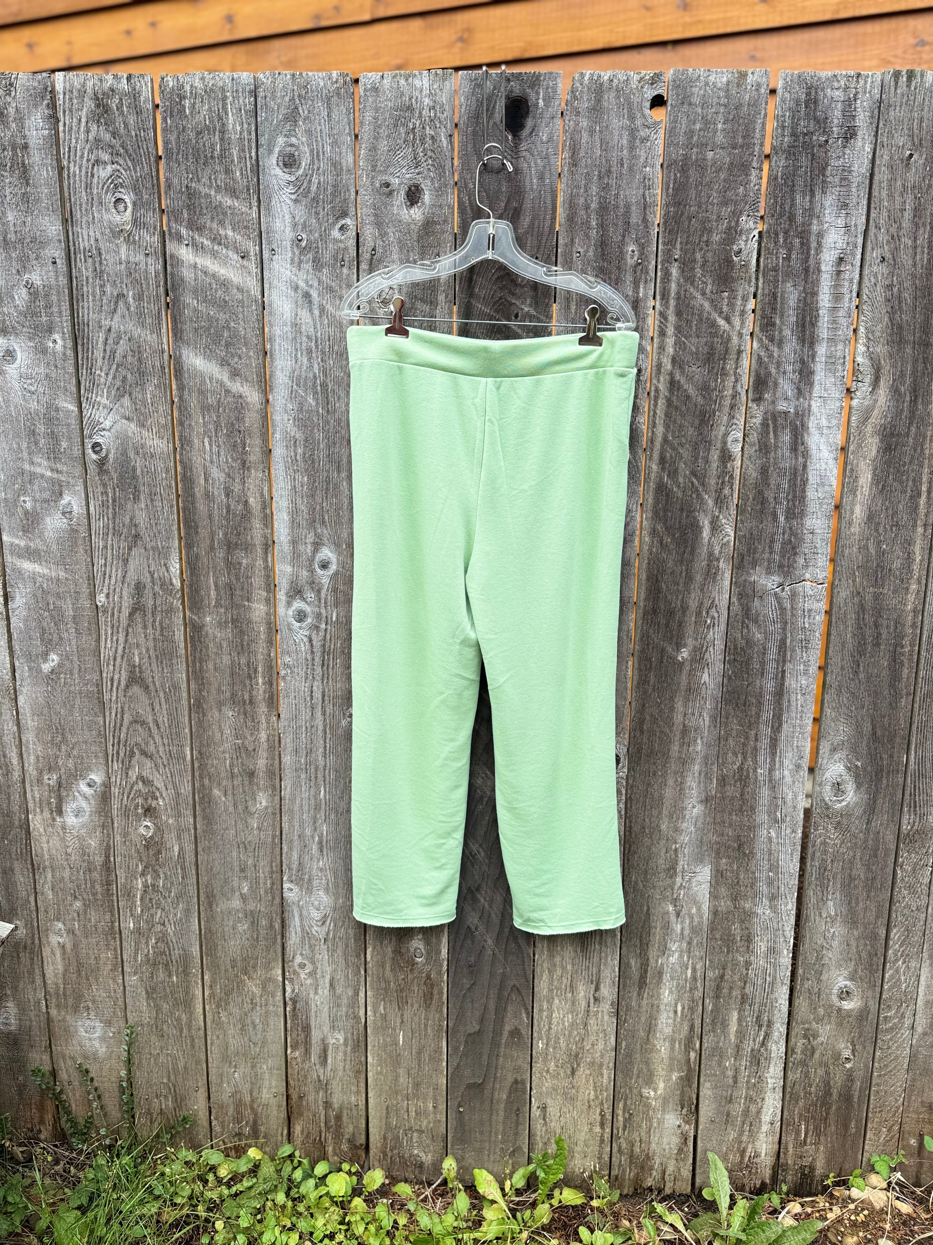 SECRET TREASURES Lounge Pants - Consigned with VARDO Vintage & Valuables vvvardo.ca