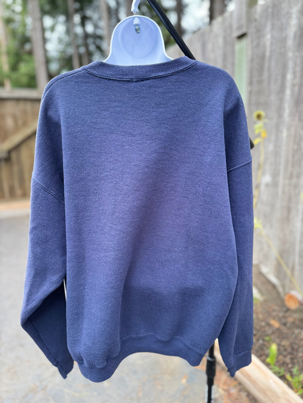 PEANUT BUTTER & JELLY Vintage Holiday Sweat Shirt - Consigned with VARDO Vintage & Valuables vvvardo.ca