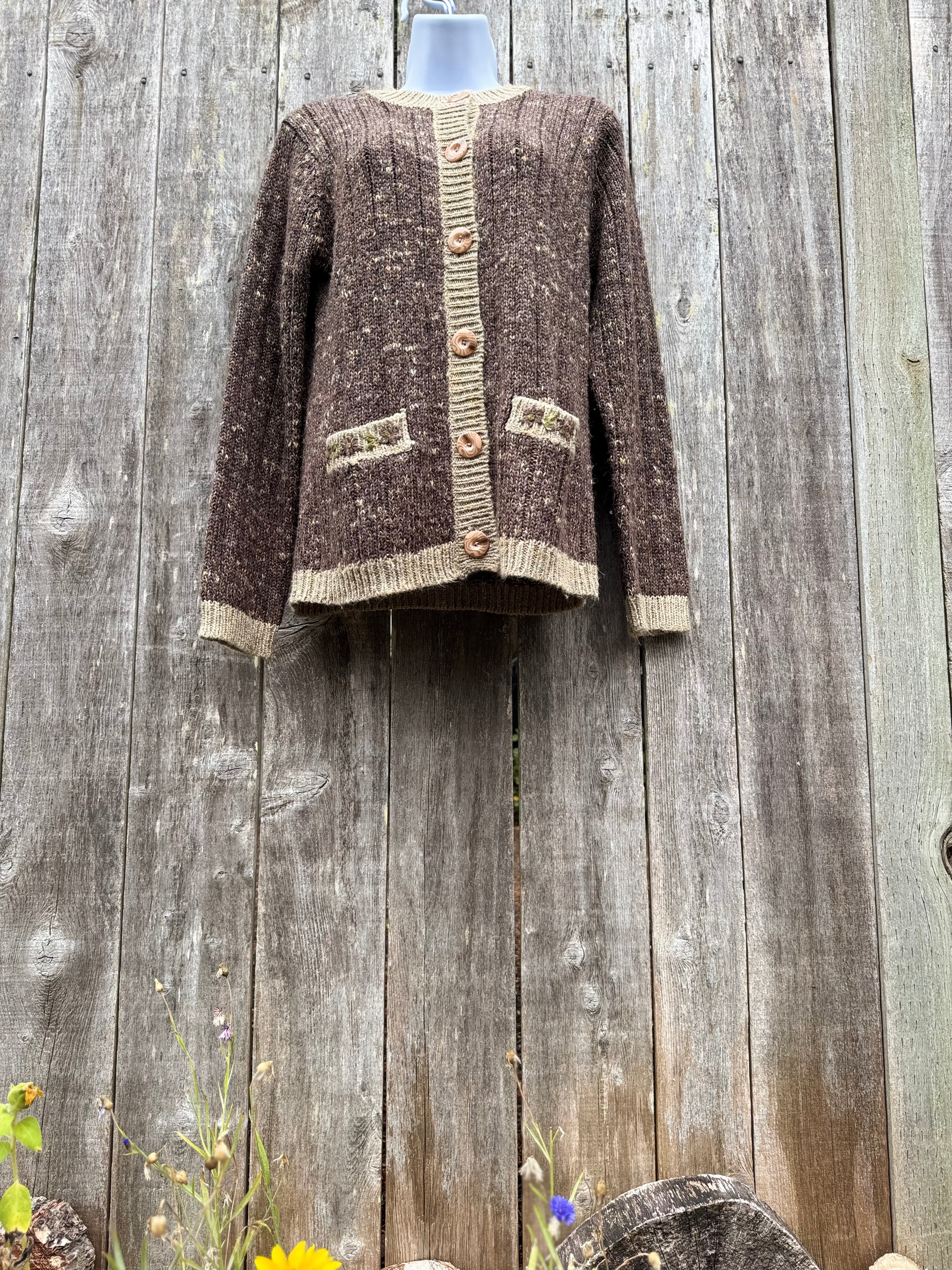 GRAFFITI: Grandma Core Vintage Cardigan Sweater - Consigned with VARDO Vintage & Valuables vvvardo.ca