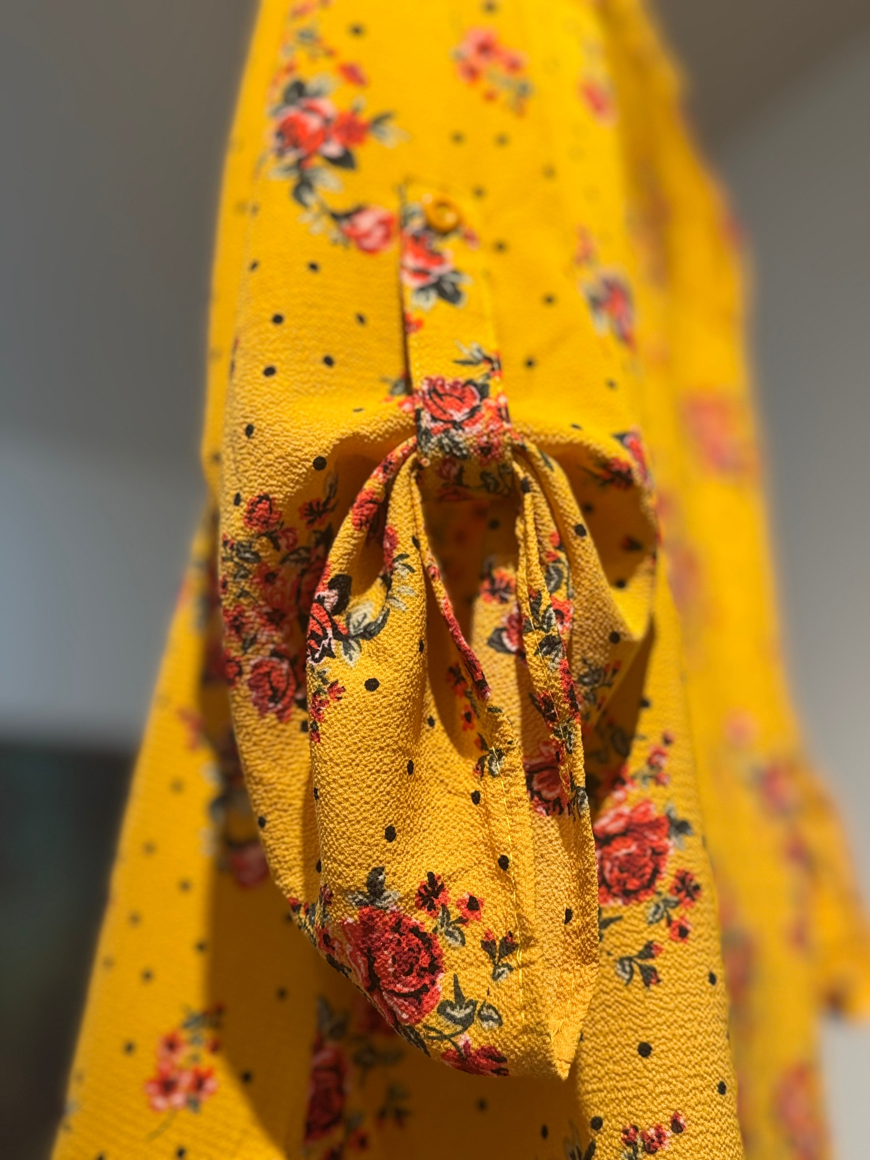 STELLA TWEED blouse- Consigned with VARDO Vintage & Valuables vvvardo.ca