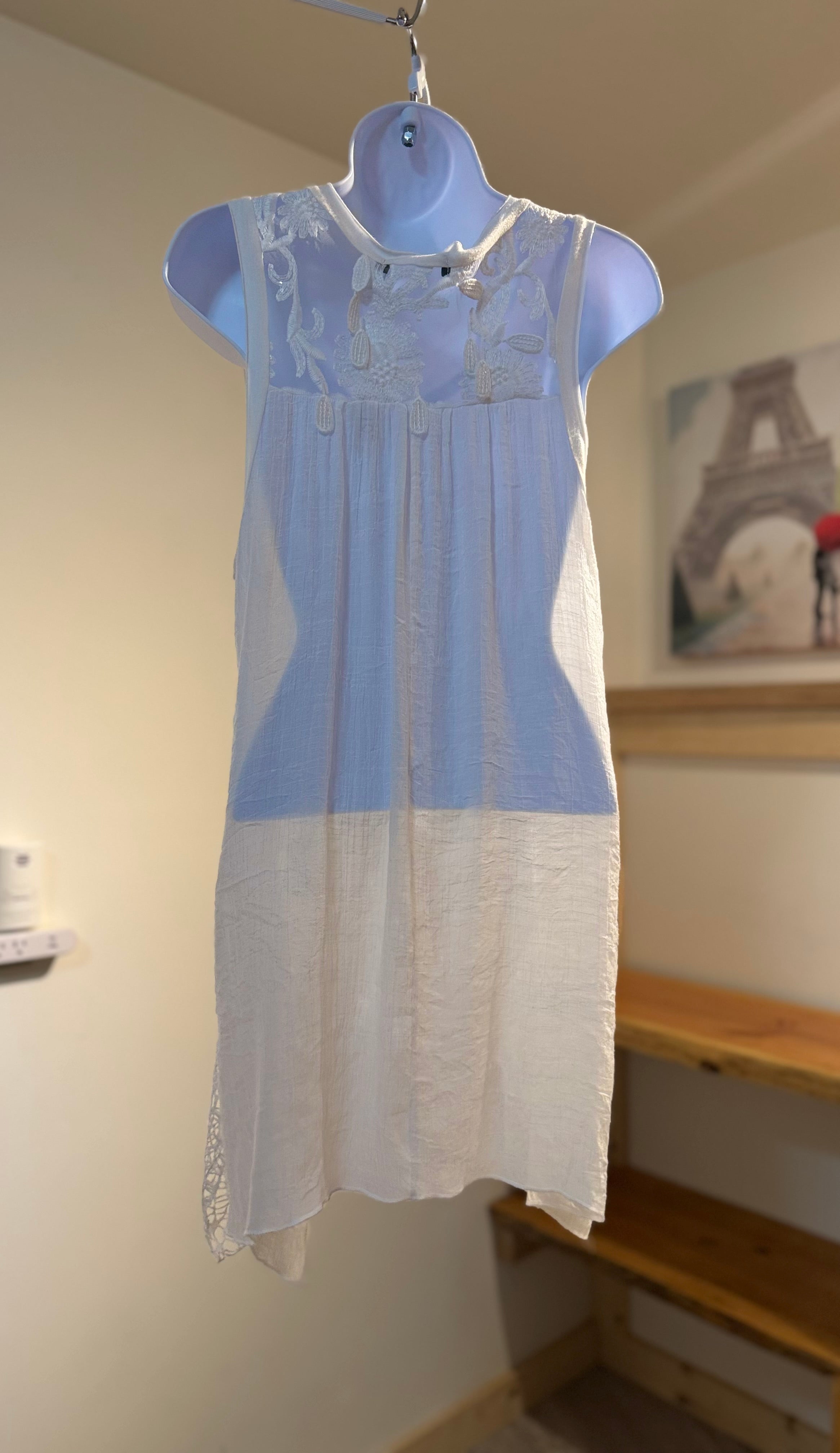 LACEY COVER-UP- Consigned with VARDO Vintage & Valuables vvvardo.ca