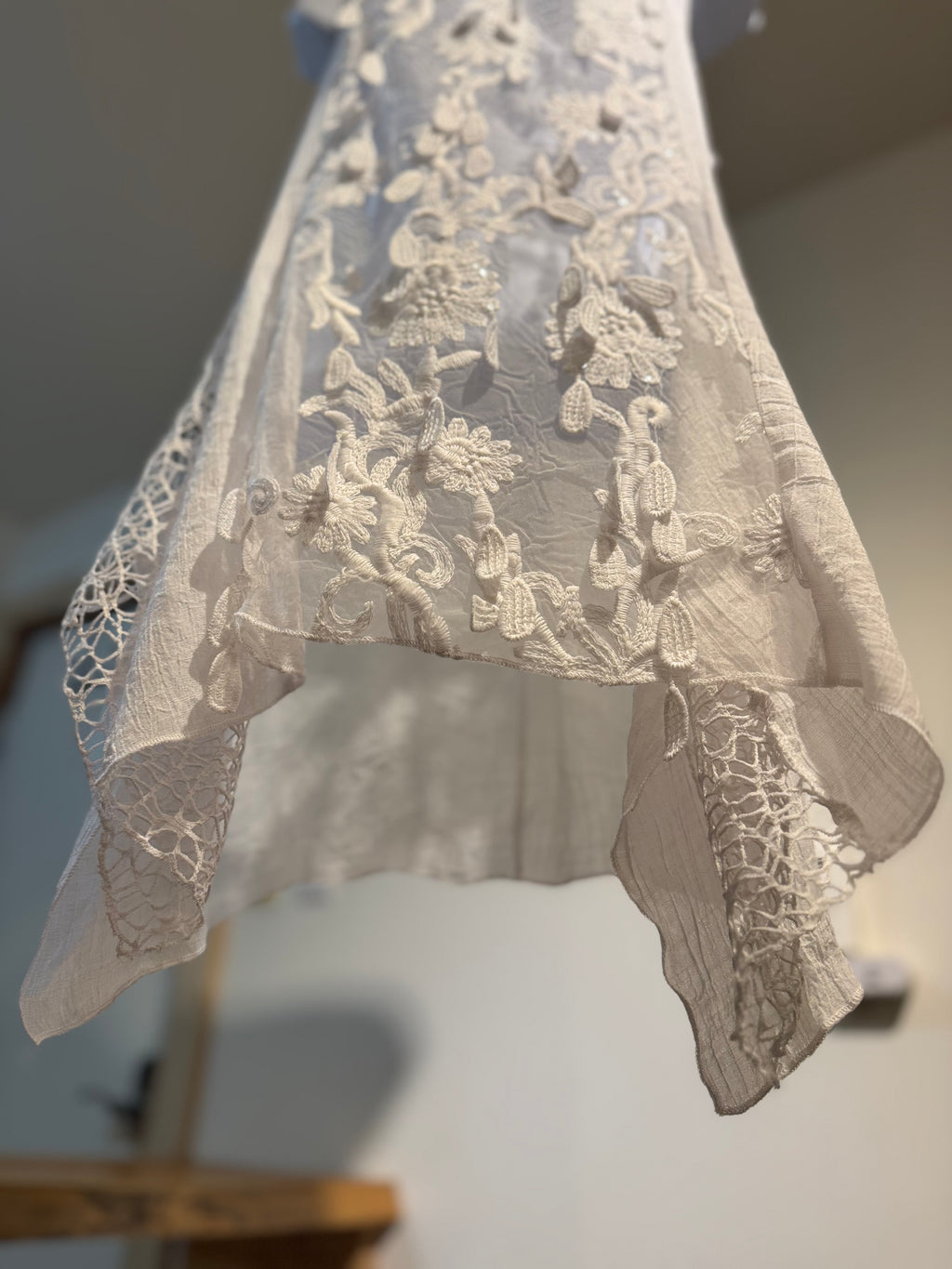 LACEY COVER-UP- Consigned with VARDO Vintage & Valuables vvvardo.ca