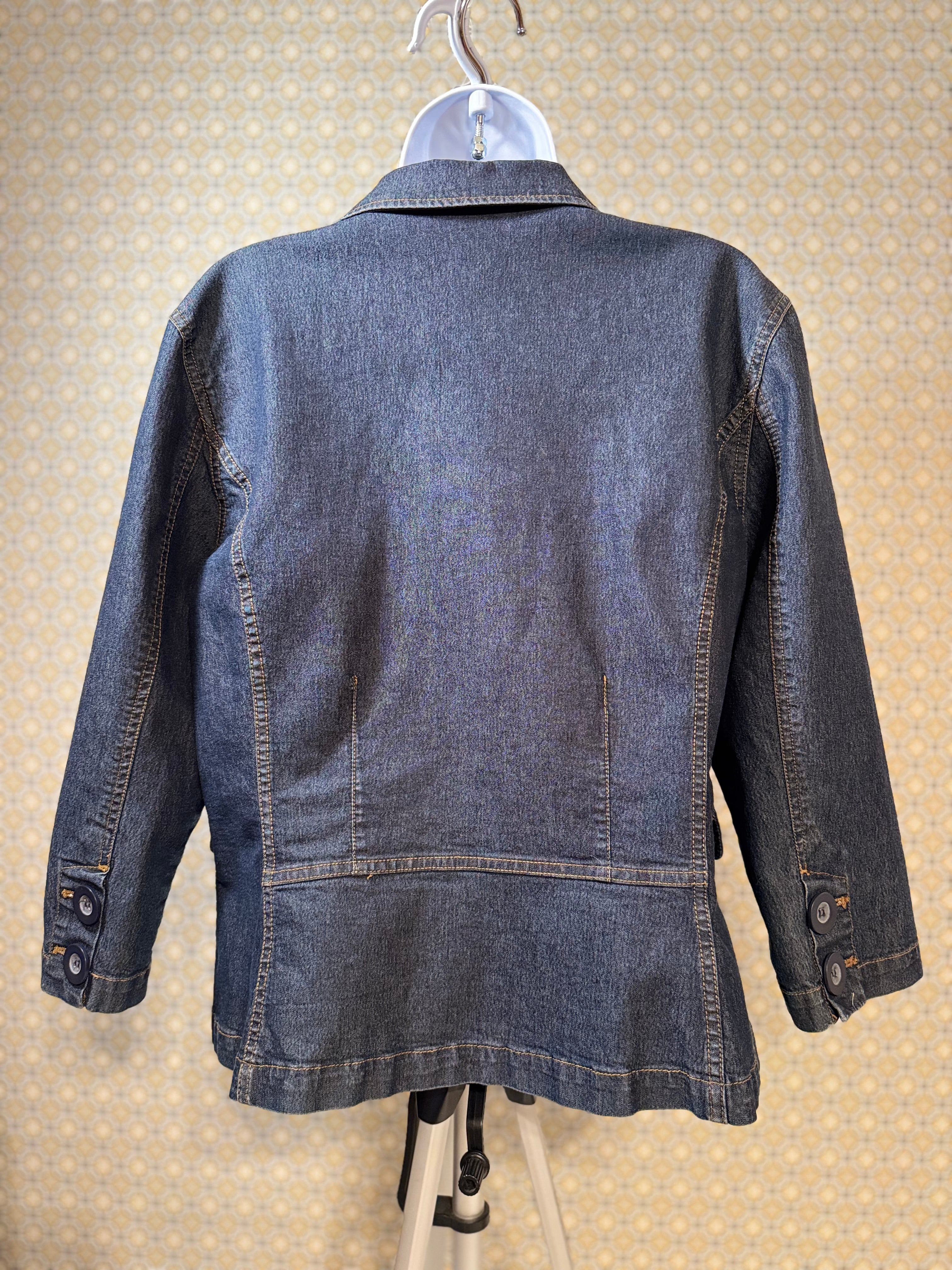 LIZ CLAIBORNE Denim Blazer - Consigned with VARDO Vintage & Valuables vvvardo.ca