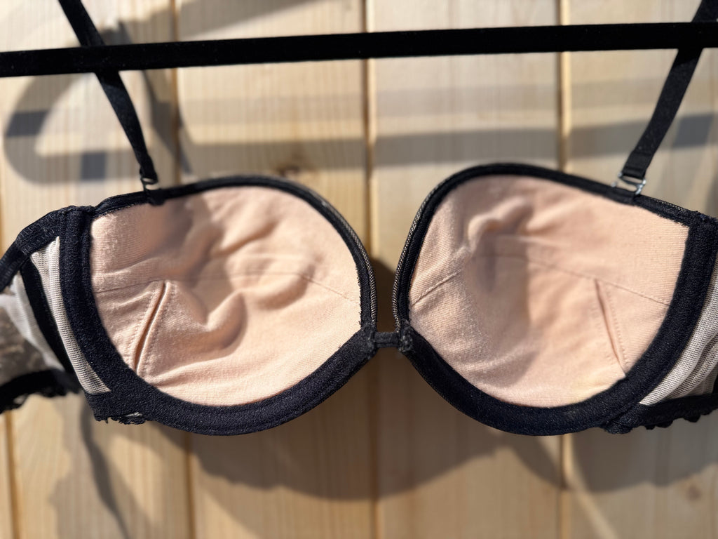 PADDED BRA - Consigned with VARDO Vintage & Valuables vvvardo.ca