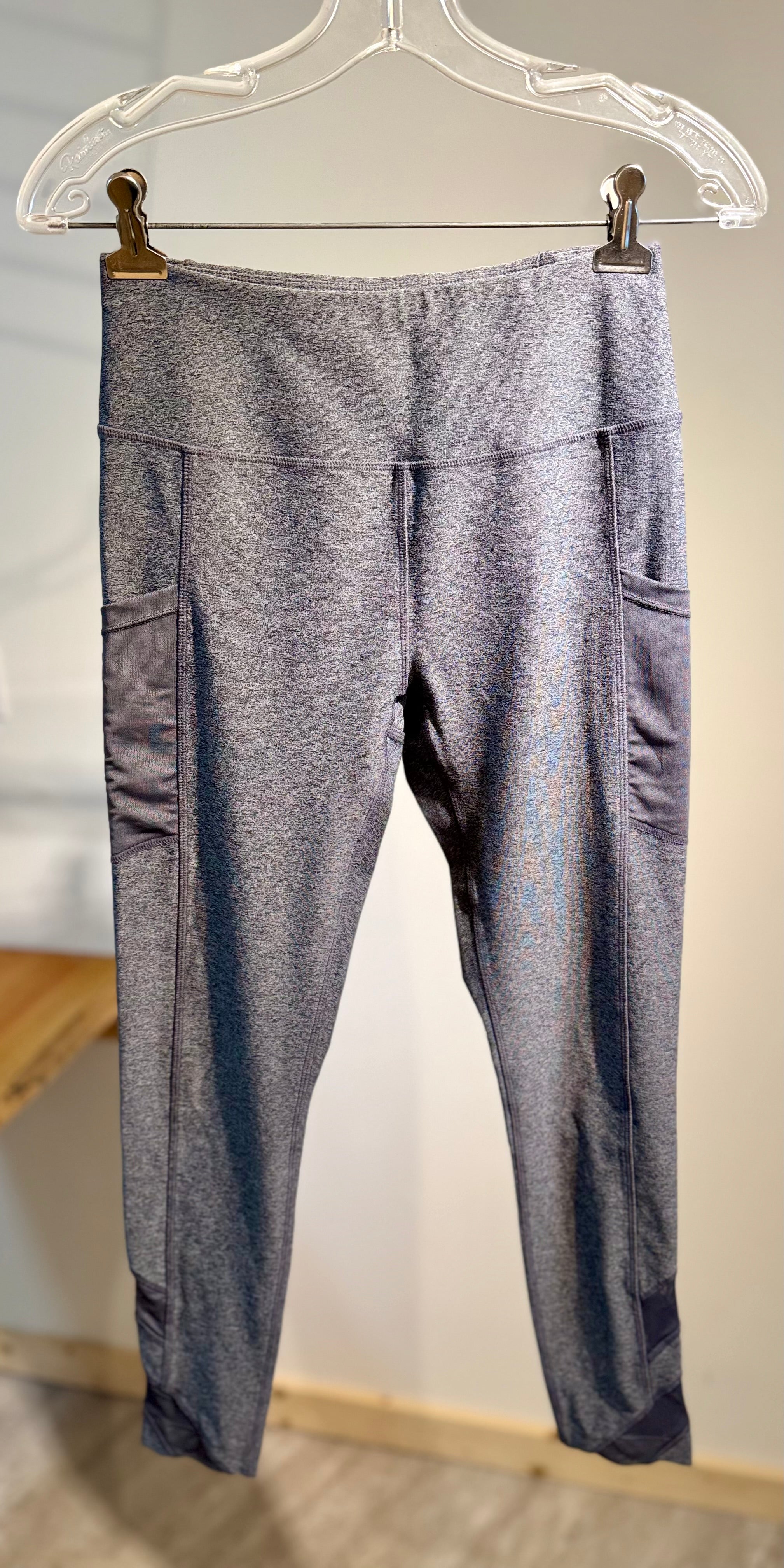 MONDETTA Exercise Pants - Consigned with VARDO Vintage & Valuables vvvardo.ca