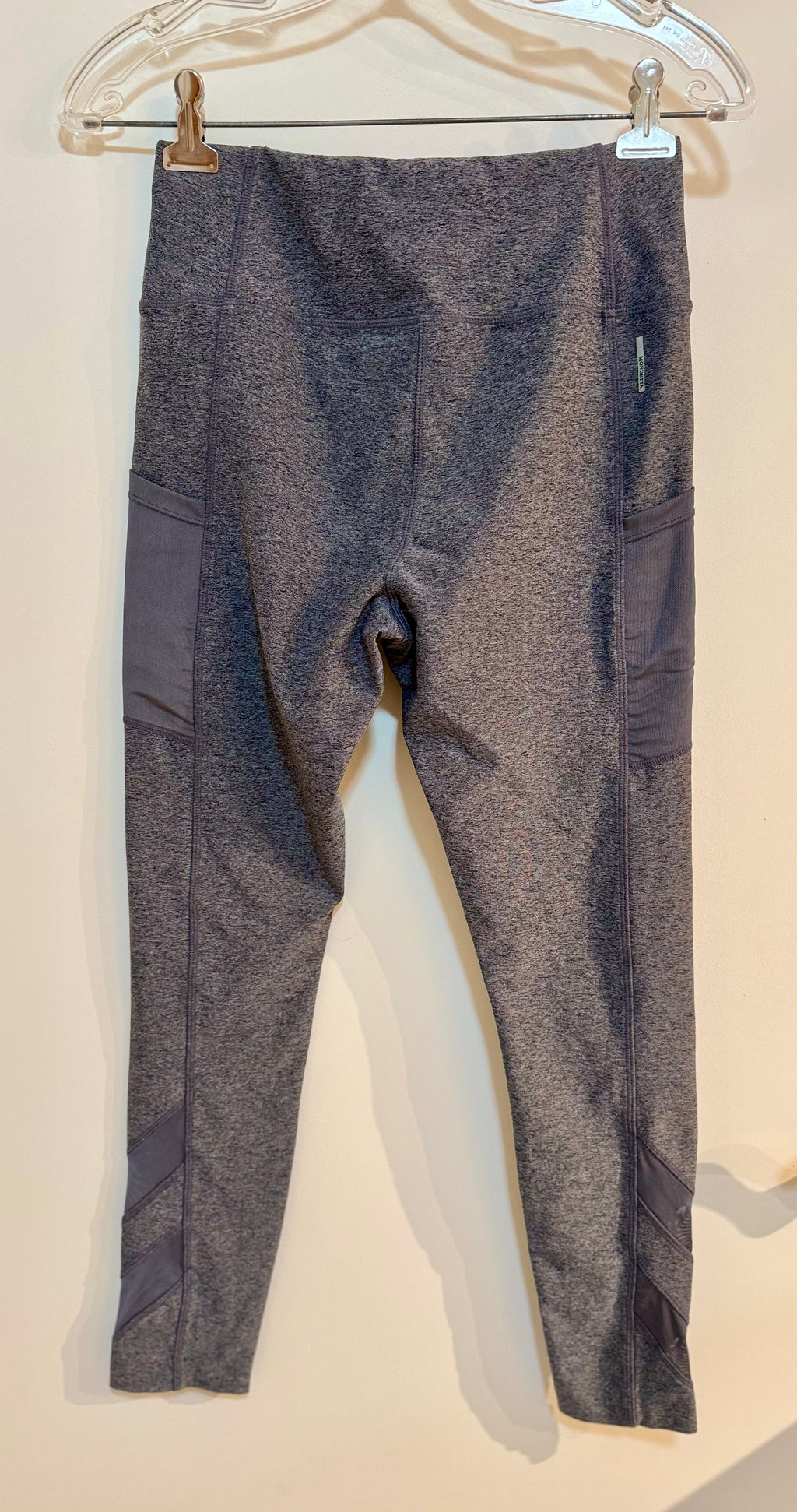 MONDETTA Exercise Pants - Consigned with VARDO Vintage & Valuables vvvardo.ca