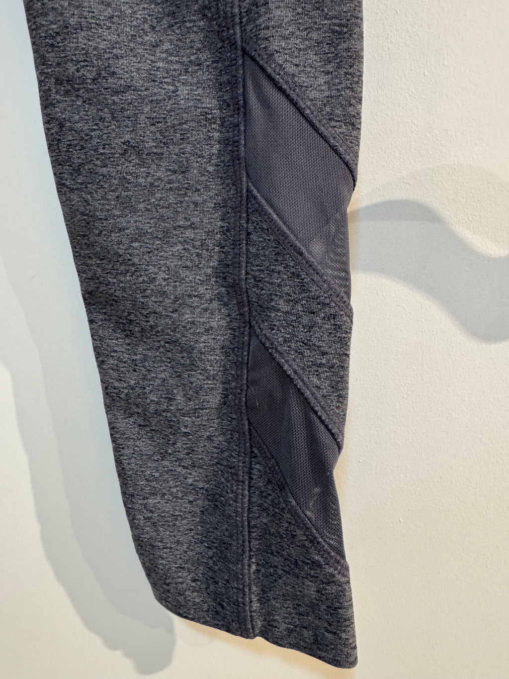 MONDETTA Exercise Pants - Consigned with VARDO Vintage & Valuables vvvardo.ca