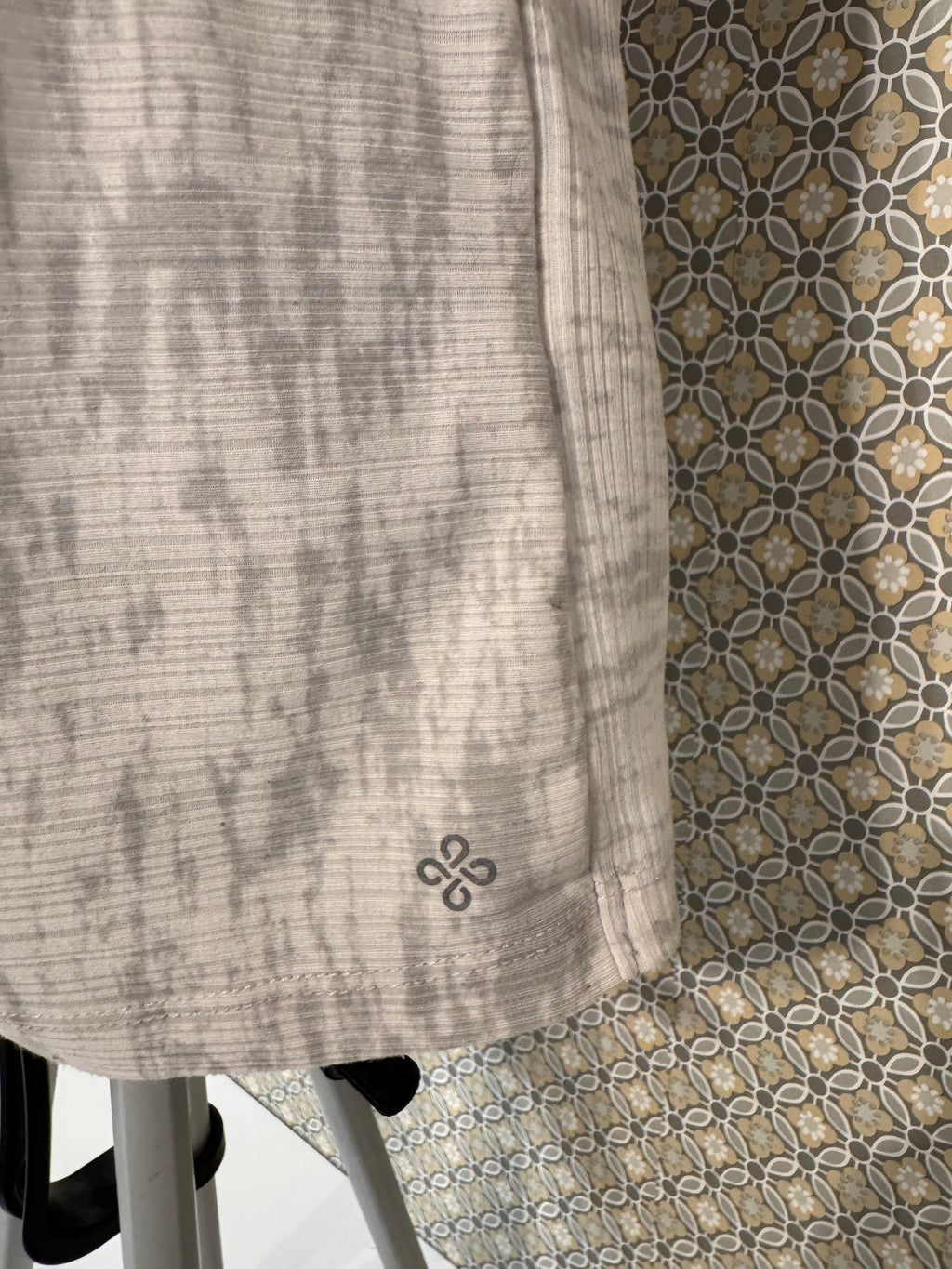 SHAMBHALA Tank Top- Consigned with VARDO Vintage & Valuables vvvardo.ca