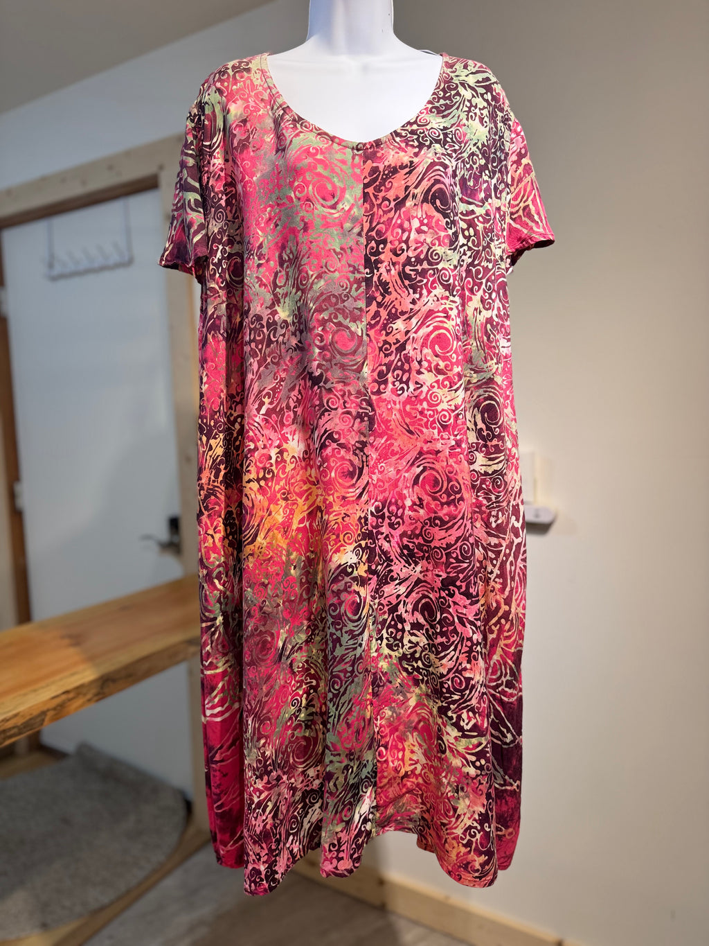 FENGY BATIK Dress - Consigned with VARDO Vintage & Valuables vvvardo.ca