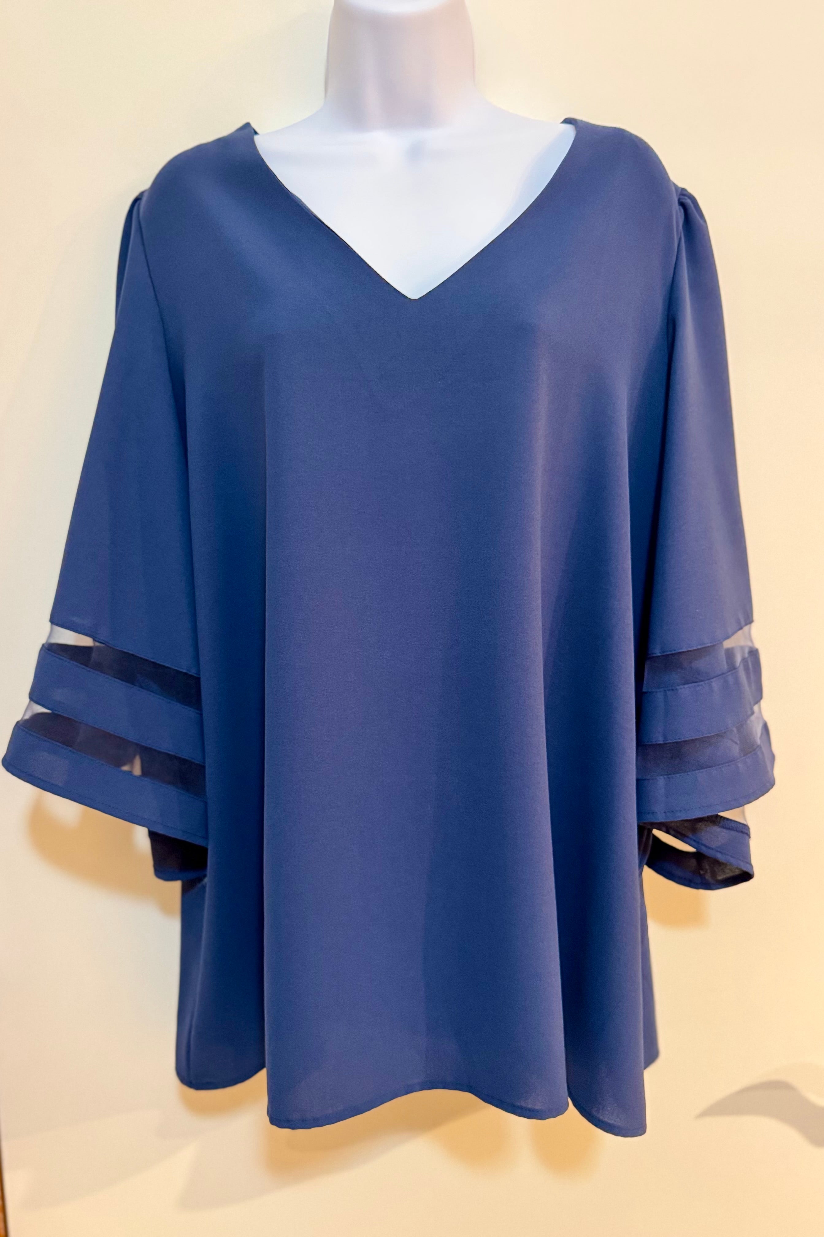 XXL BLOUSE - Consigned with VARDO Vintage & Valuables vvvardo.ca