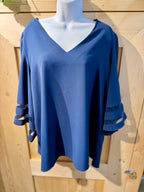 XXL BLOUSE - Consigned with VARDO Vintage & Valuables vvvardo.ca