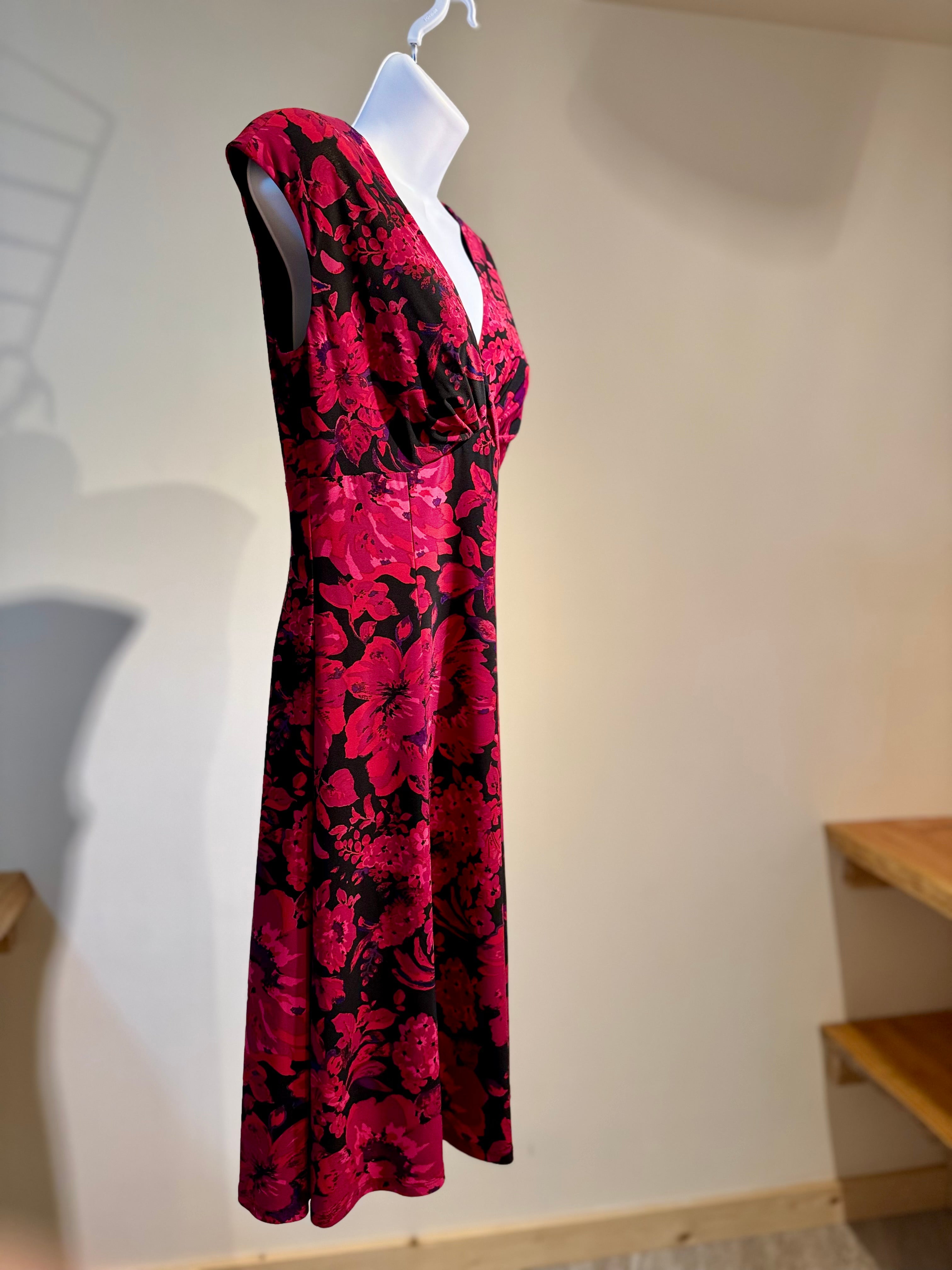 CHAPS Dress - Consigned with VARDO Vintage & Valuables vvvardo.ca