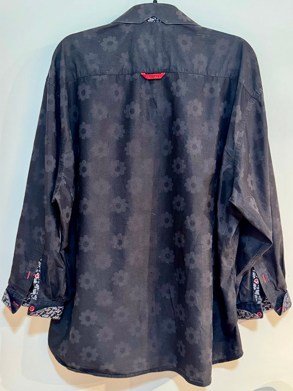 7 DOWNIE ST Button Down Flower Men's Dress Shirt - Consigned with VARDO Vintage & Valuables vvvardo.ca