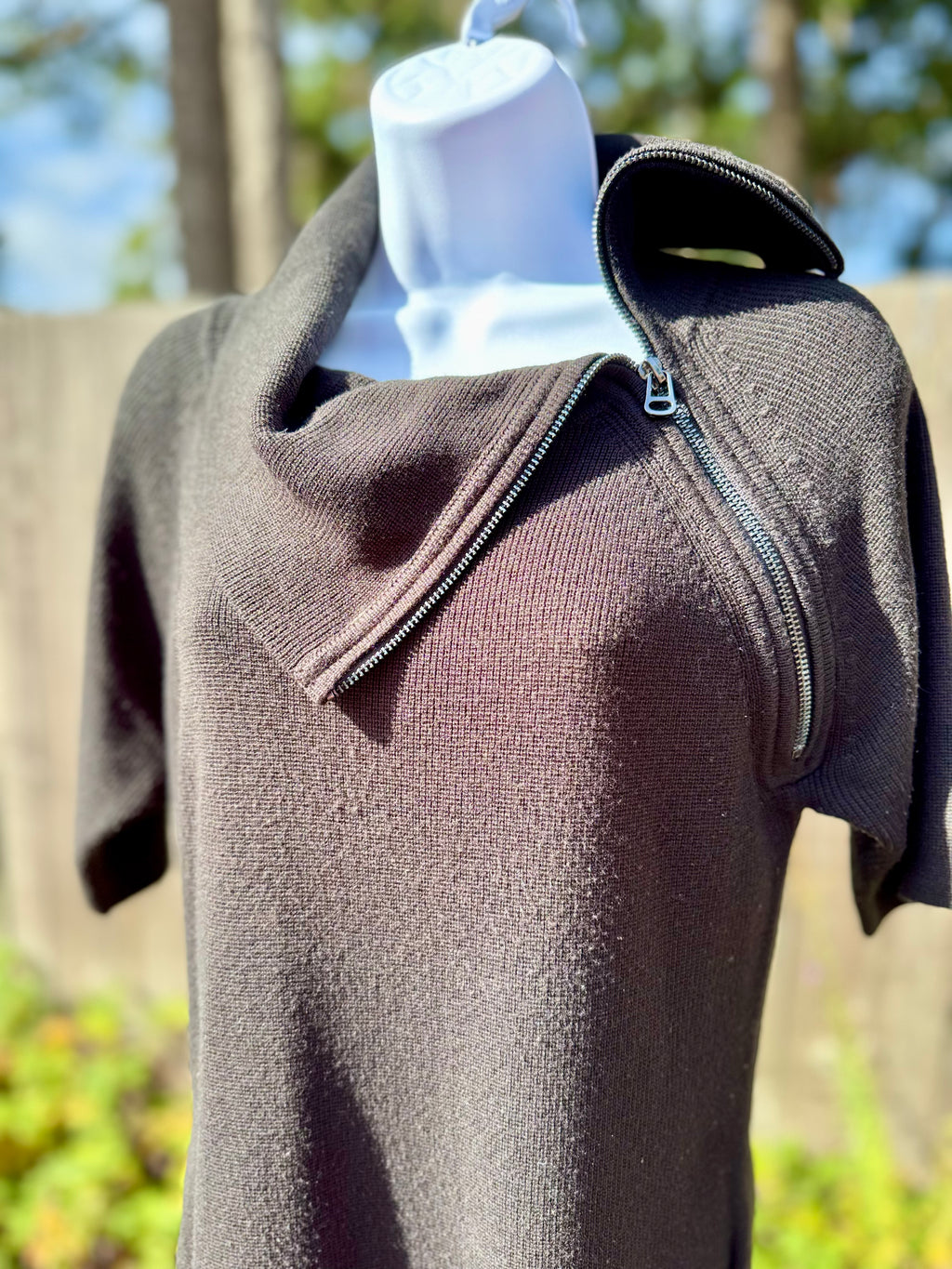 ELLEN TRACY Sweater Dress - Consigned with VARDO Vintage & Valuables vvvardo.ca