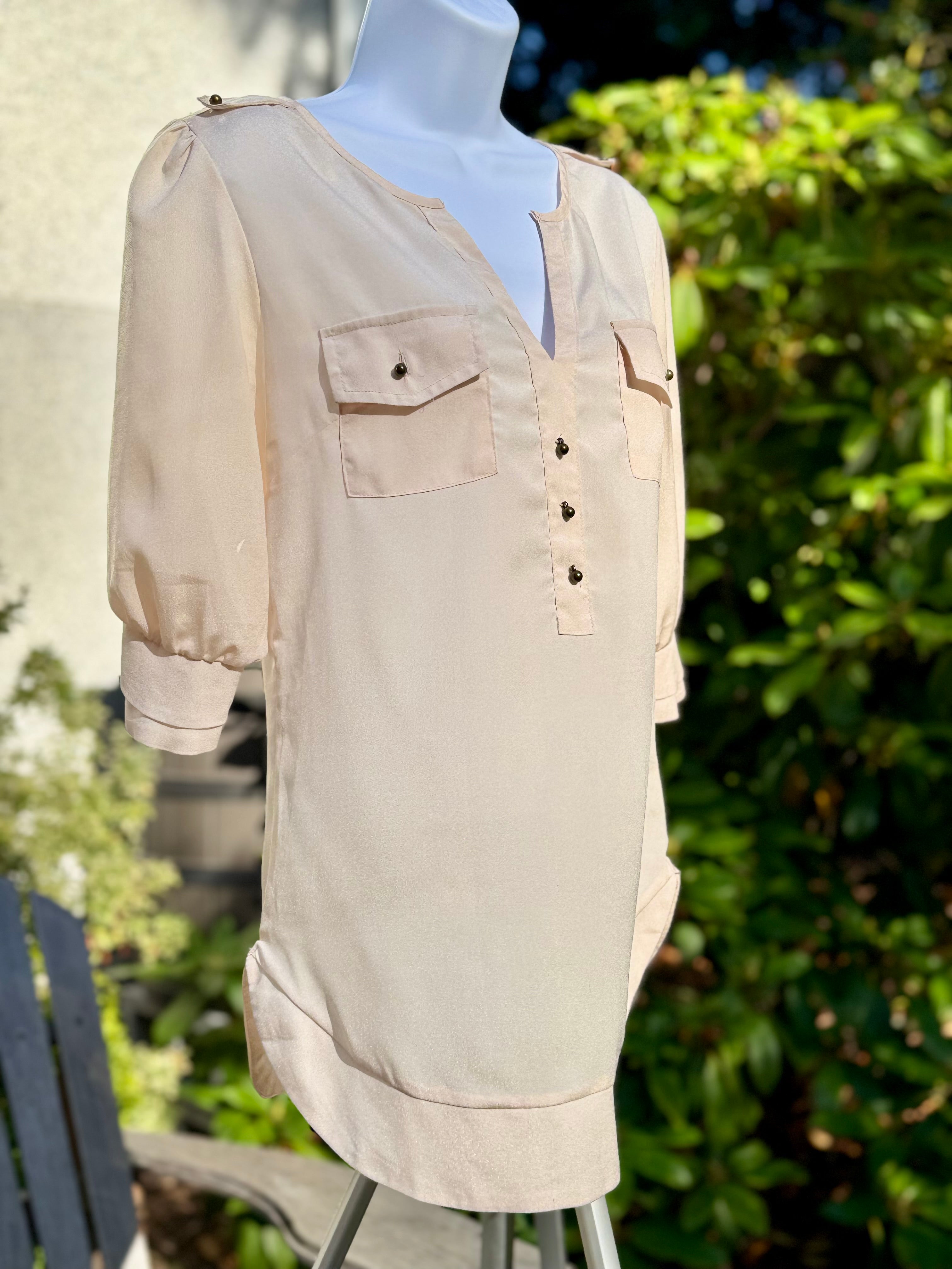 PAPILLON 3/4 Sleeve Blouse - Consigned with VARDO Vintage & Valuables vvvardo.ca