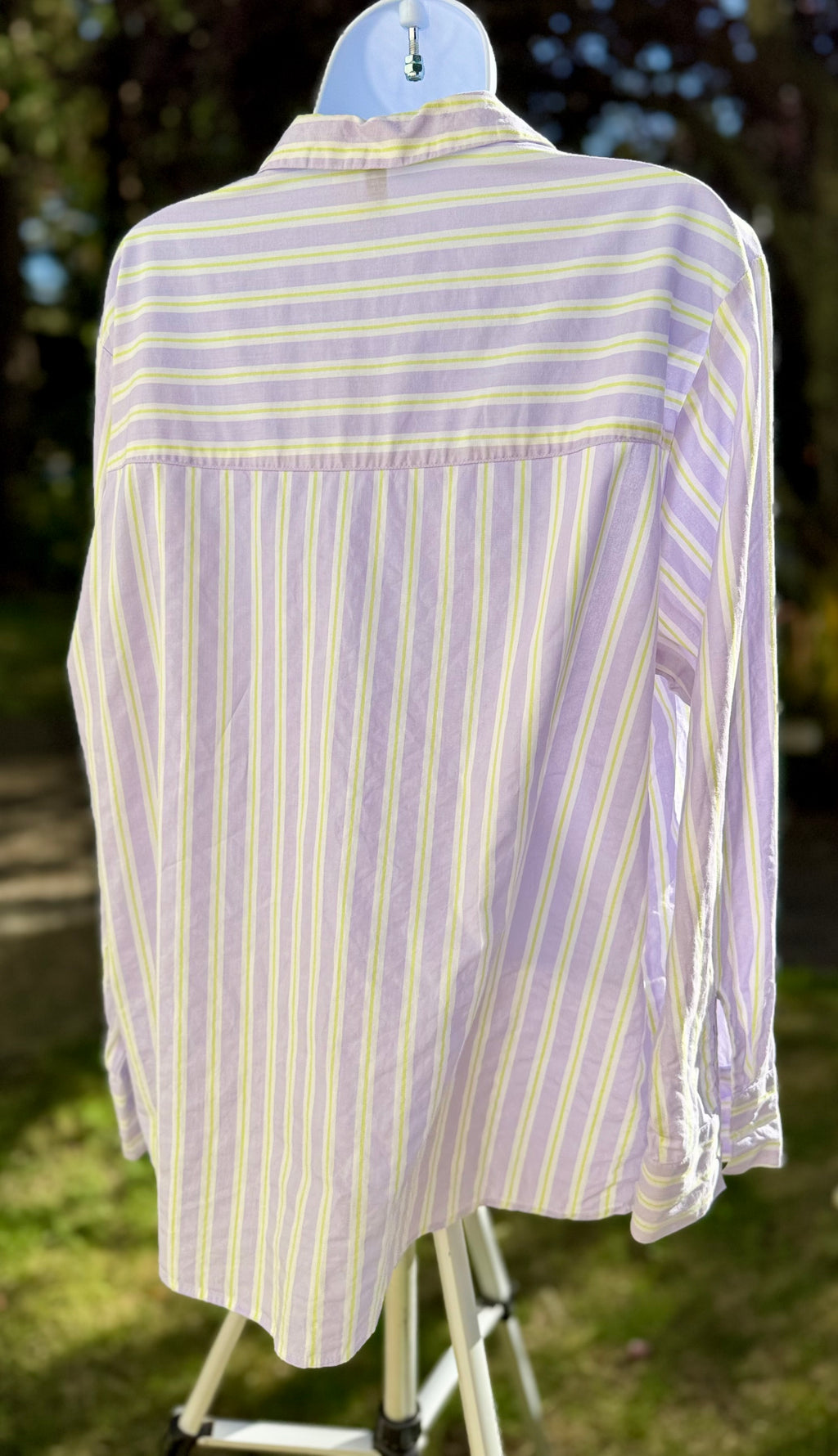 DIVIDED H&M Striped Button Up Dress Shirt - Consigned with VARDO Vintage & Valuables vvvardo.ca