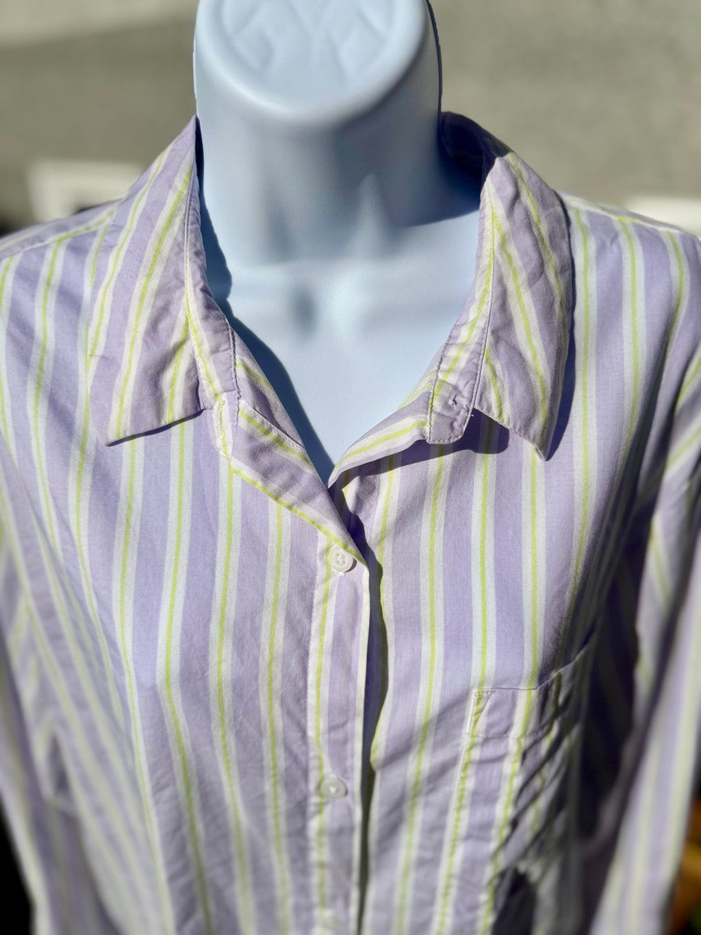 DIVIDED H&M Striped Button Up Dress Shirt - Consigned with VARDO Vintage & Valuables vvvardo.ca