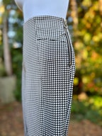 ARDENE: High waisted houndstooth pencil pants - Consigned with VARDO Vintage & Valuables vvvardo.ca