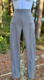 ARDENE: High waisted houndstooth pencil pants - Consigned with VARDO Vintage & Valuables vvvardo.ca