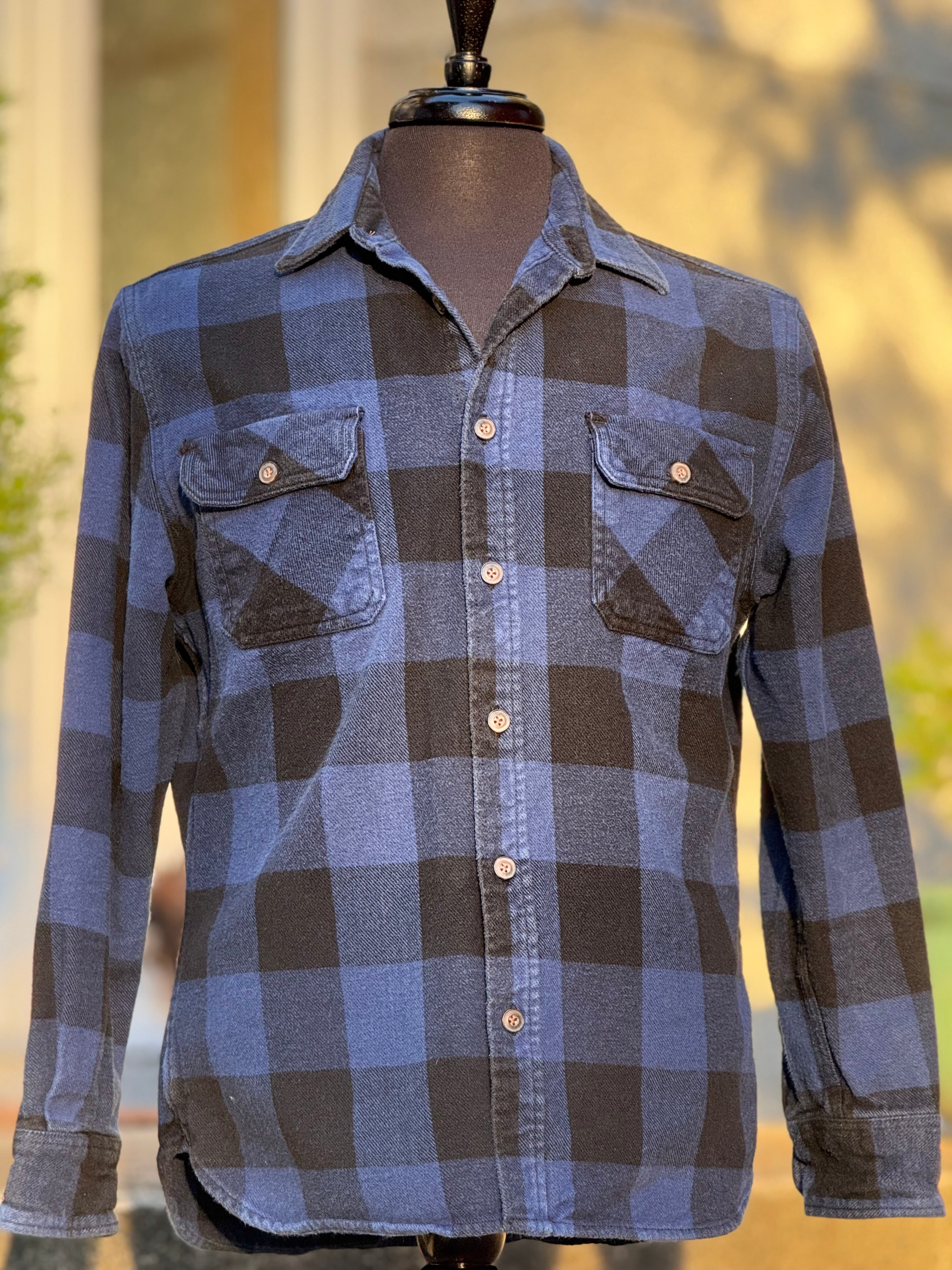 JACHS: Mac Jacket - Consigned with VARDO Vintage & Valuables vvvardo.ca