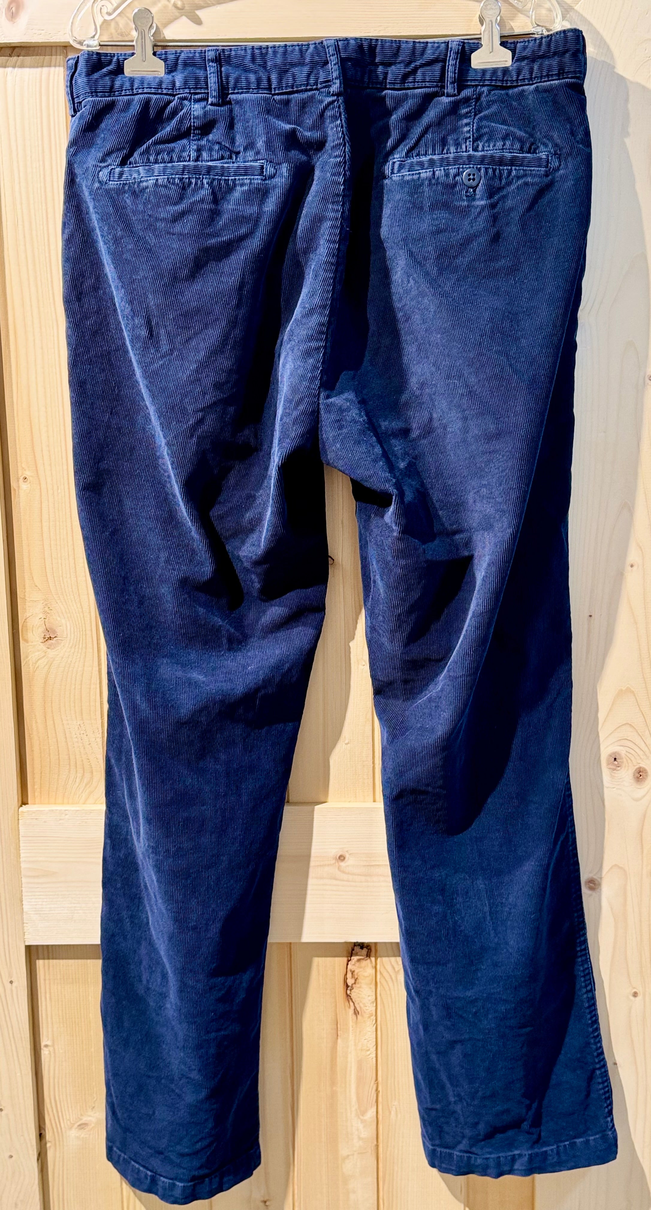 CREMIEUX Corduroy Pants - Consigned with VARDO Vintage & Valuables vvvardo.ca