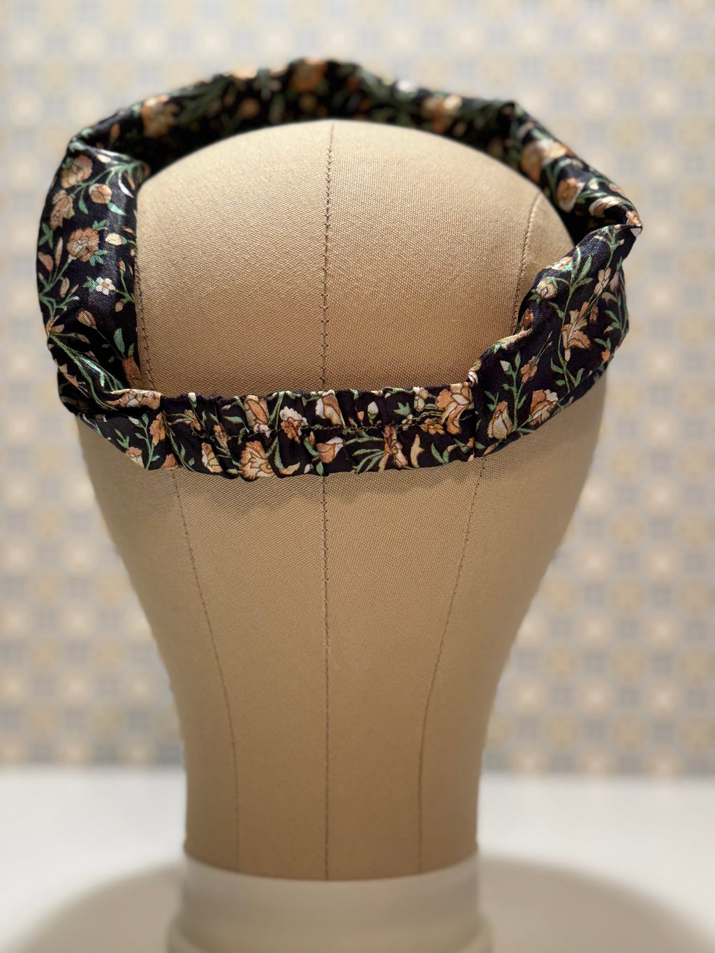 HEADBAND Floral & Silky - Consigned with VARDO Vintage & Valuables vvvardo.ca