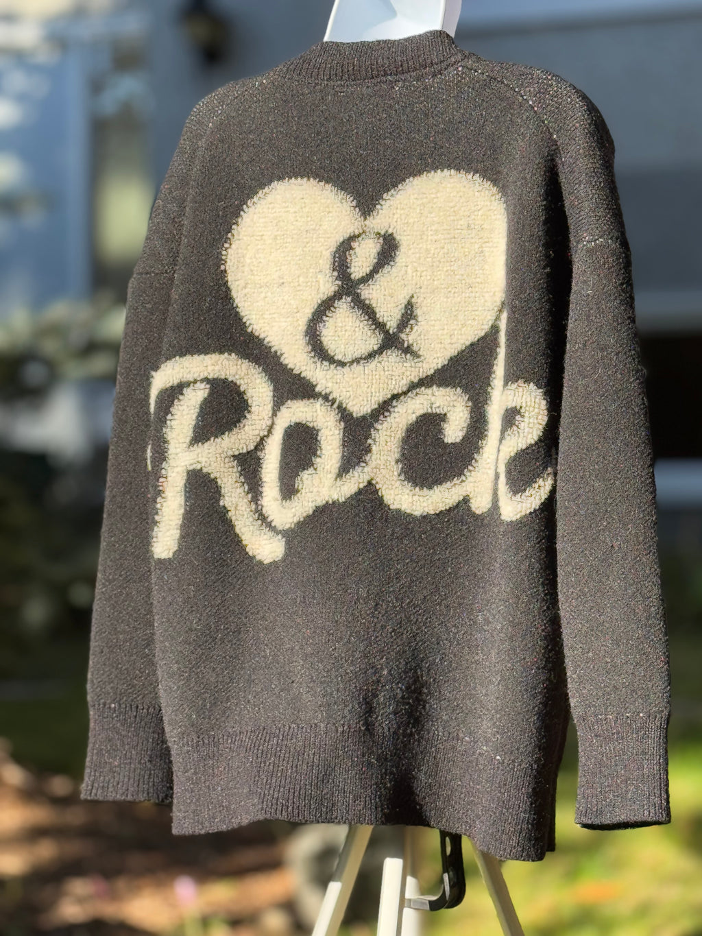 RD STYLE cardigan sweater - Consigned with VARDO Vintage & Valuables vvvardo.ca