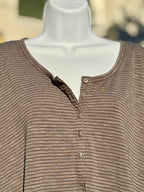 WindRiver Henley top- Consigned with VARDO Vintage & Valuables vvvardo.ca