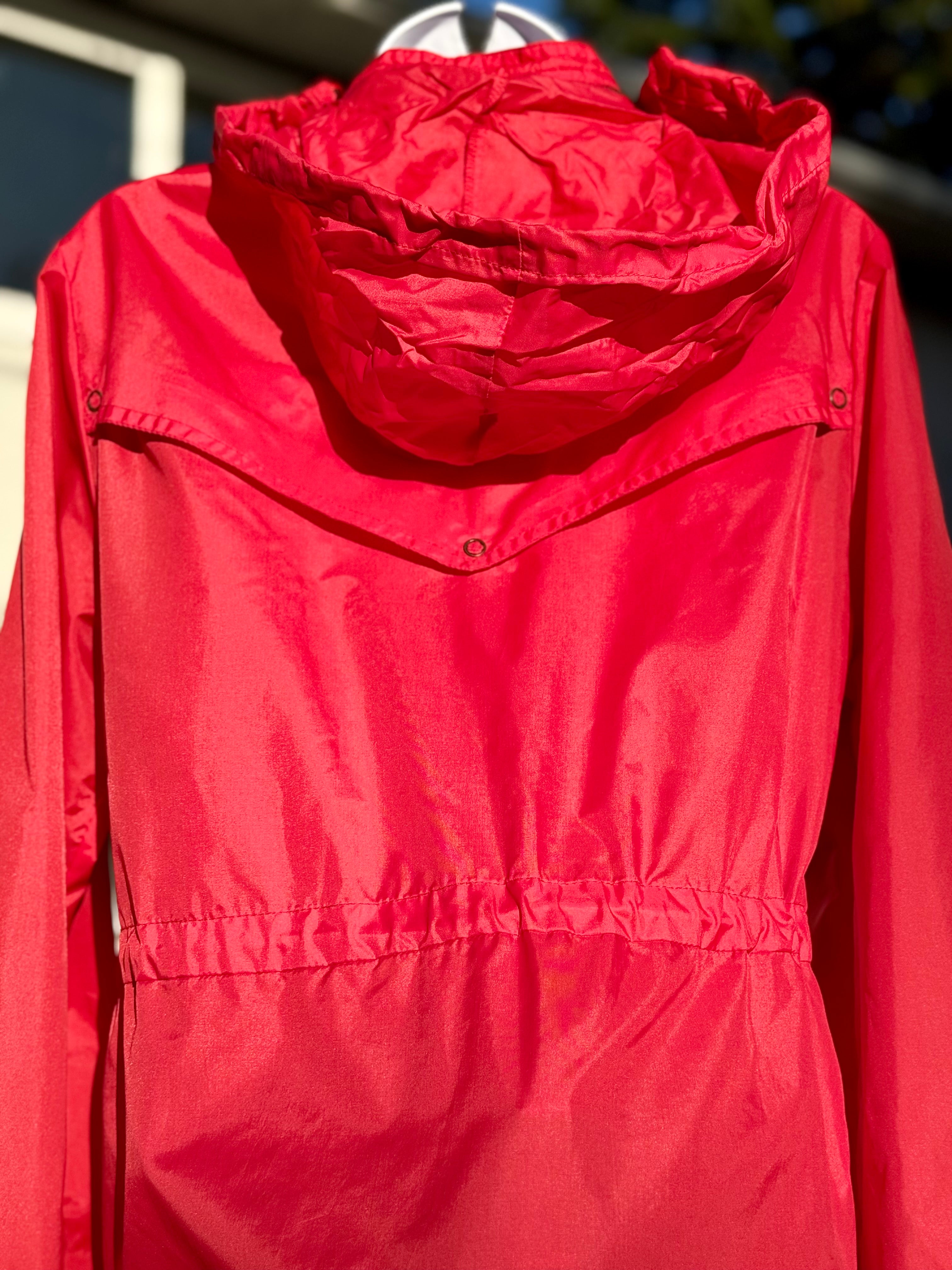 Ispo International Vintage Long Windbreaker- Consigned with VARDO Vintage & Valuables vvvardo.ca