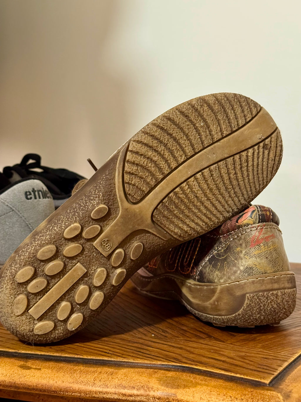 PORTOFINO SHOES- Consigned with VARDO Vintage & Valuables vvvardo.ca