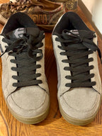 ETNIES KINGPIN SKATE SHOES- Consigned with VARDO Vintage & Valuables vvvardo.ca