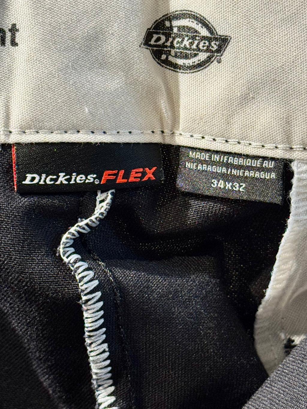 DICKIES CARGO PANTS- Consigned with VARDO Vintage & Valuables vvvardo.ca