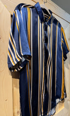 ZARA SHORT SLEEVE SHIRT- Consigned with VARDO Vintage & Valuables vvvardo.ca