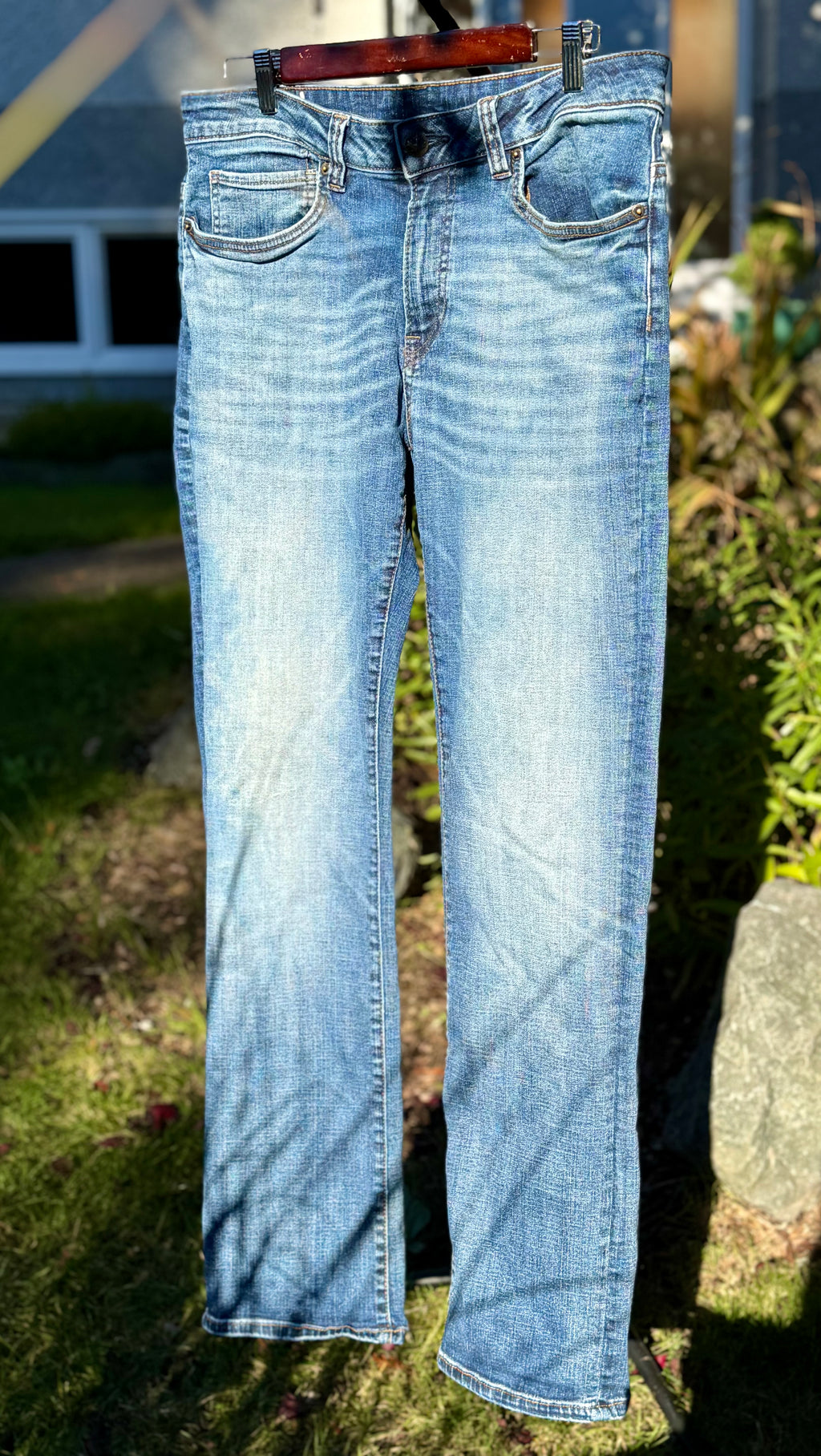 BUFFALO DAVID BITTON  JEANS- Consigned with VARDO Vintage & Valuables vvvardo.ca