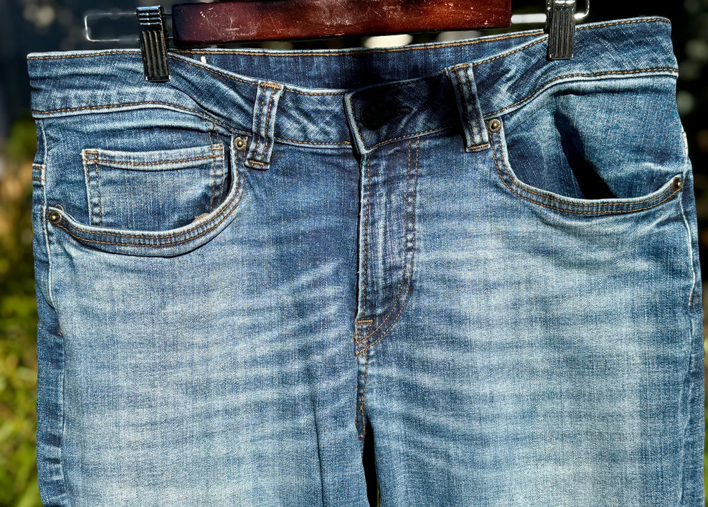 BUFFALO DAVID BITTON  JEANS- Consigned with VARDO Vintage & Valuables vvvardo.ca