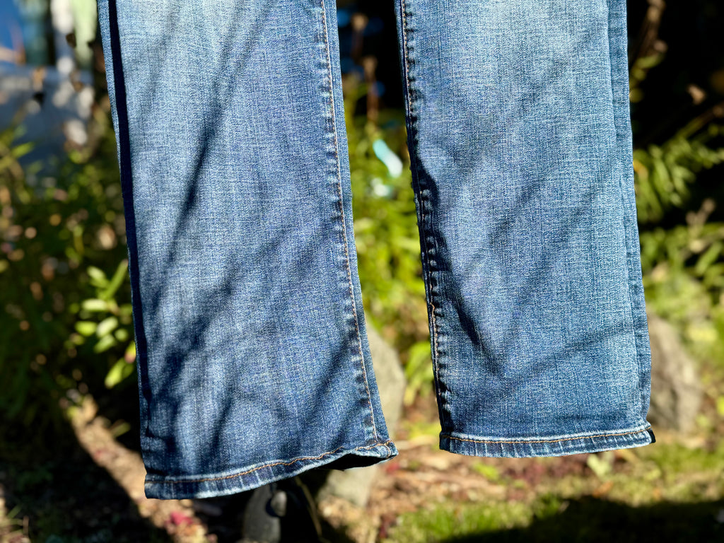 BUFFALO DAVID BITTON  JEANS- Consigned with VARDO Vintage & Valuables vvvardo.ca
