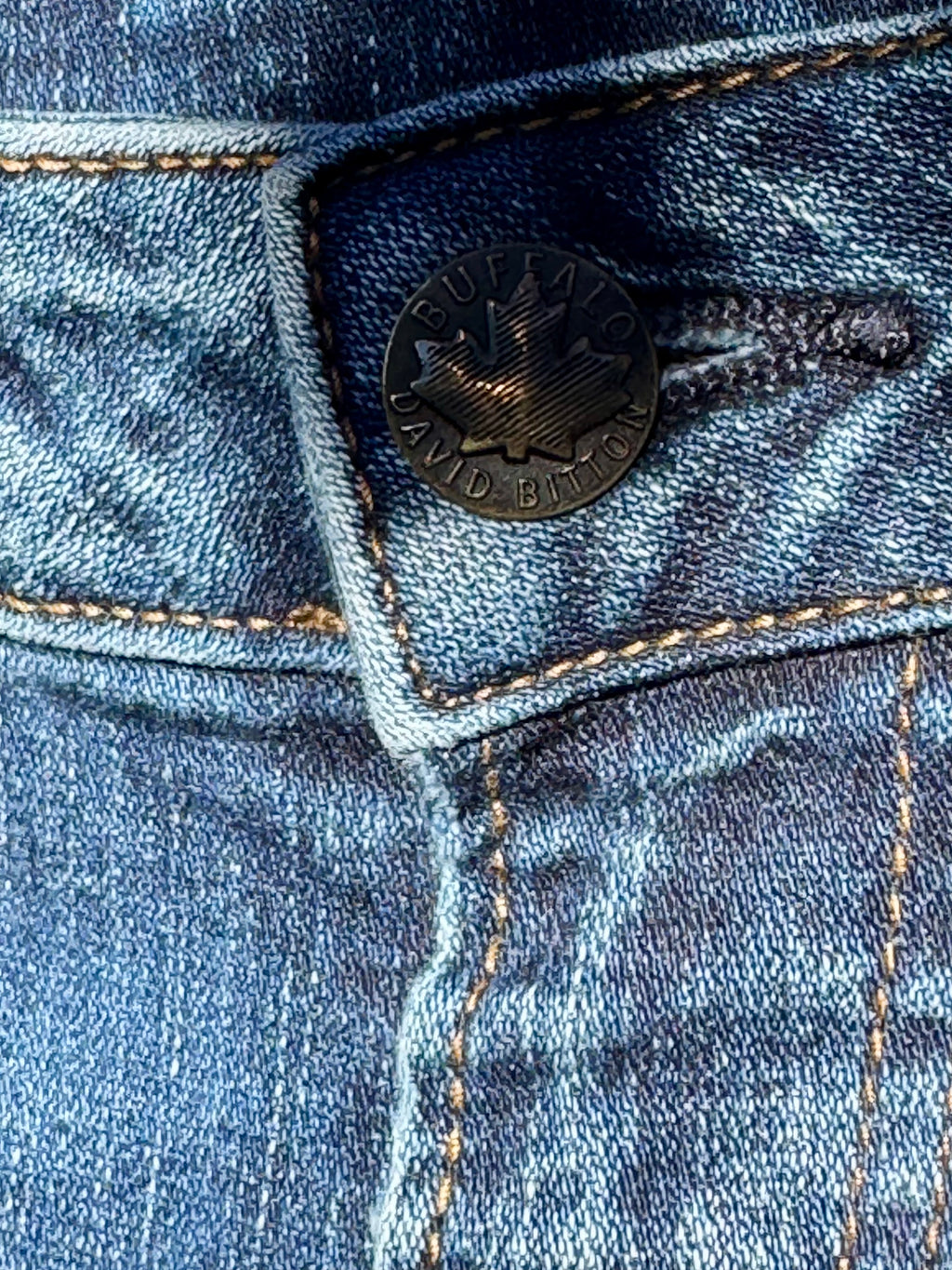 BUFFALO DAVID BITTON  JEANS- Consigned with VARDO Vintage & Valuables vvvardo.ca