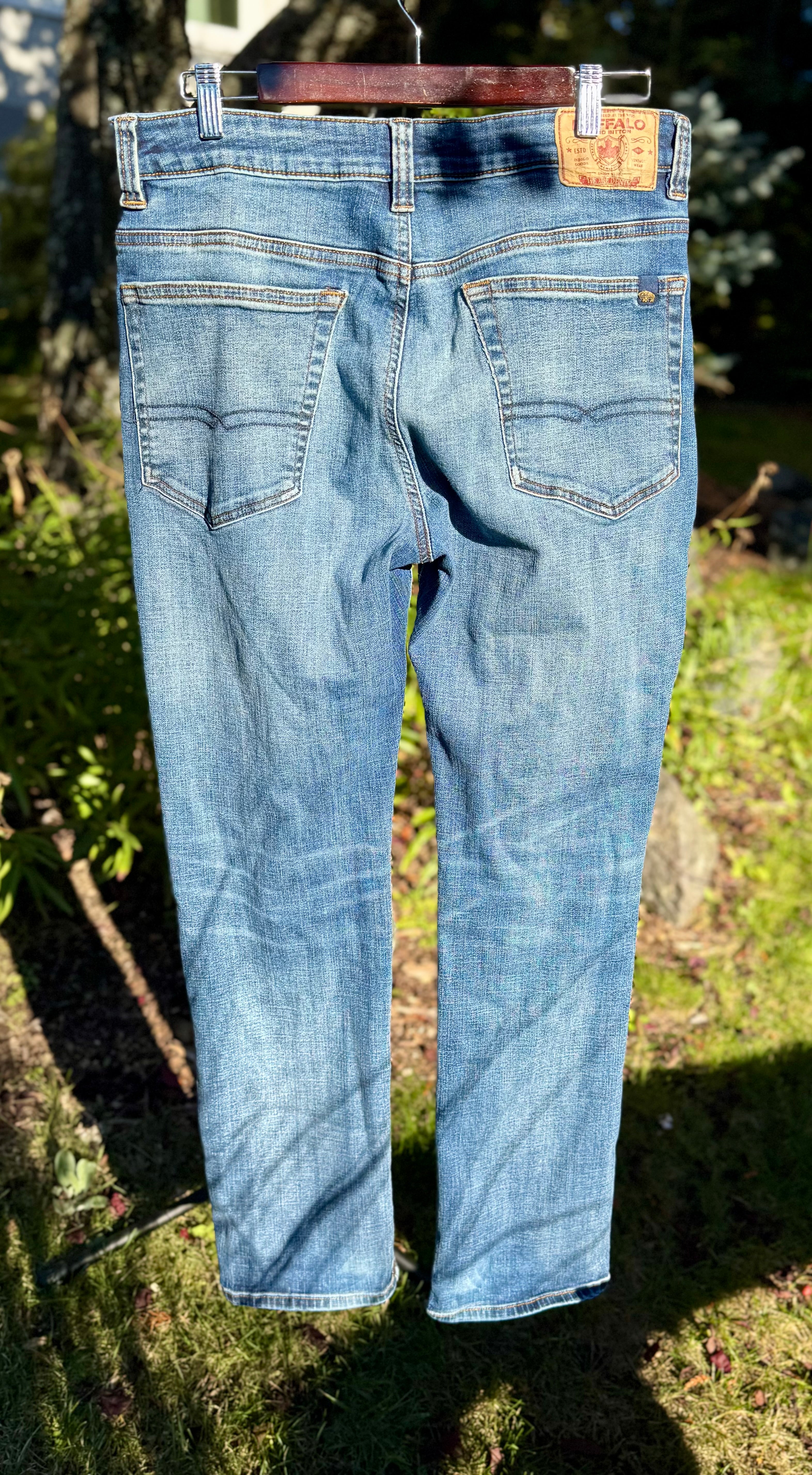 BUFFALO DAVID BITTON  JEANS- Consigned with VARDO Vintage & Valuables vvvardo.ca