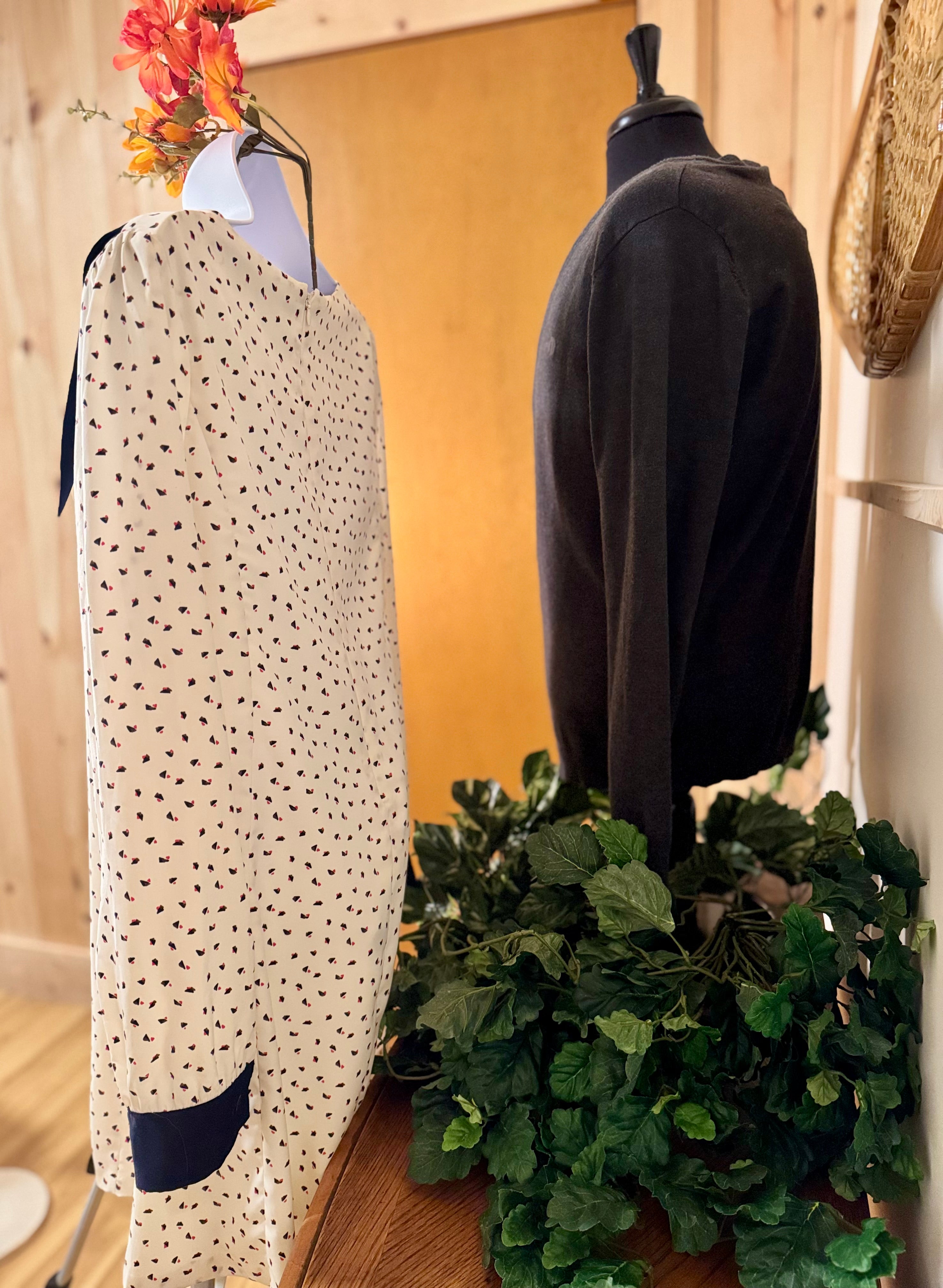 MINA UK DRESS- Consigned with VARDO Vintage & Valuables vvvardo.ca