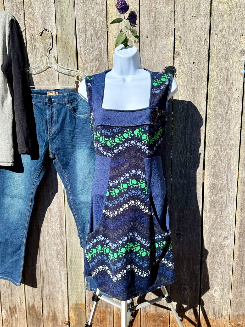 URBAN SHORES CLUBHOUSE JEANS- Consigned with VARDO Vintage & Valuables vvvardo.ca