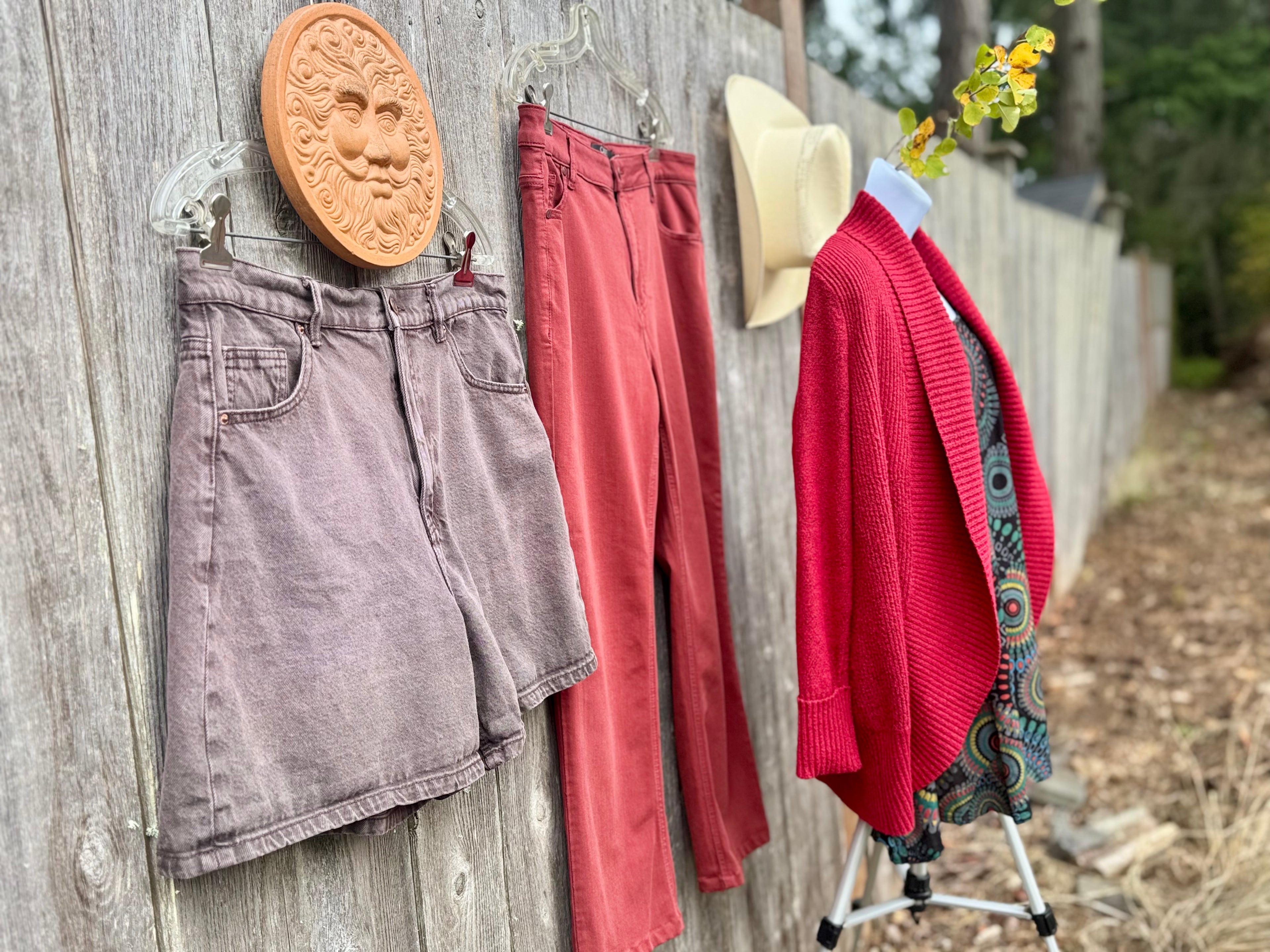 ARDENE BROWN JEAN SHORTS- Consigned with VARDO Vintage & Valuables vvvardo.ca