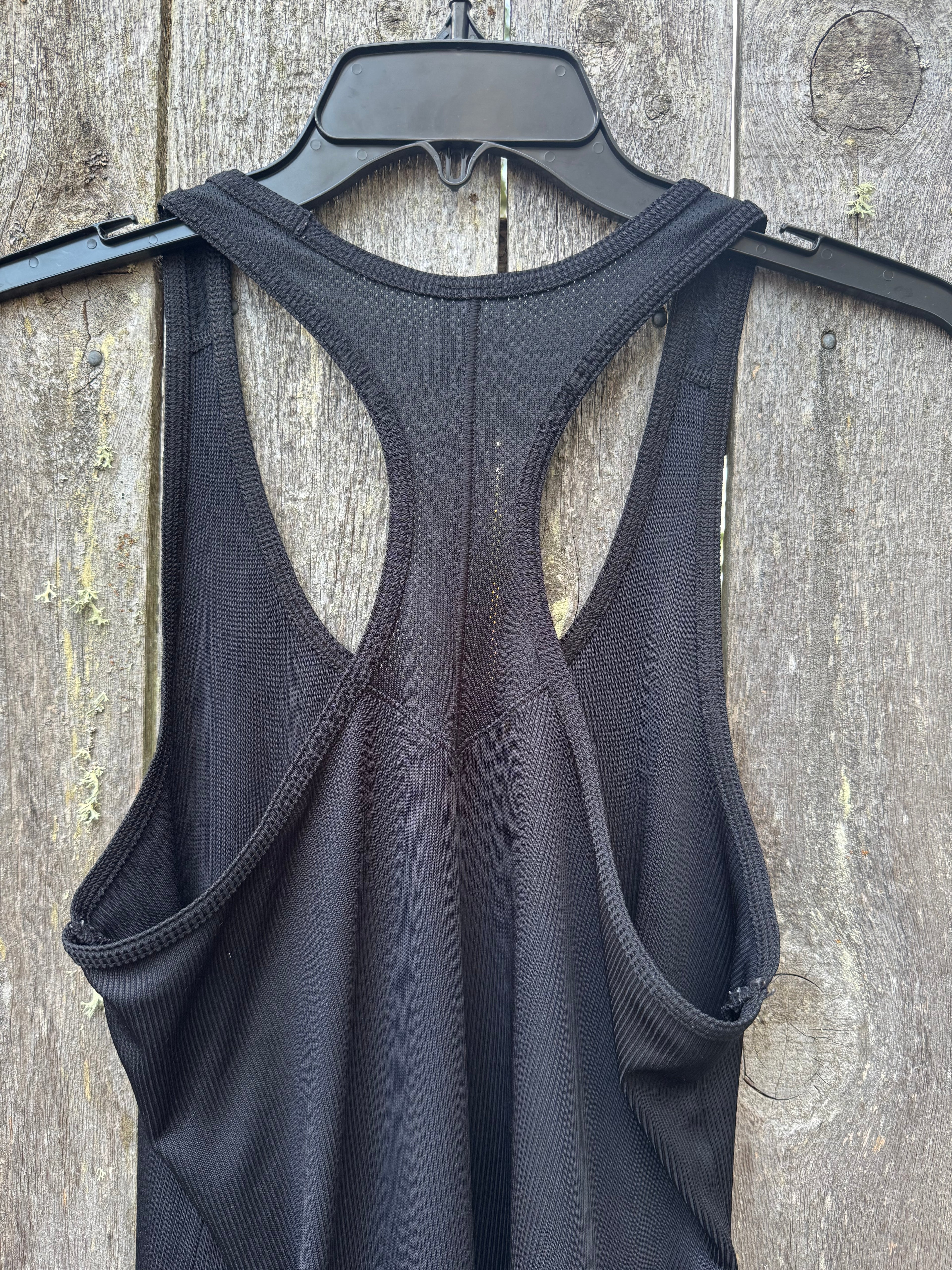 UNDERARMOUR RACER-BACK TANK TOP- Consigned with VARDO Vintage & Valuables vvvardo.ca