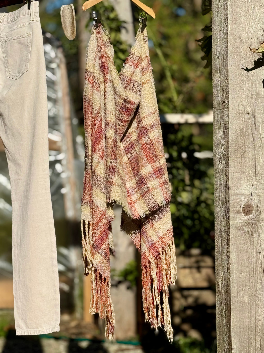 DENVER HAYES shawl or scarf- Consigned with VARDO Vintage & Valuables vvvardo.ca