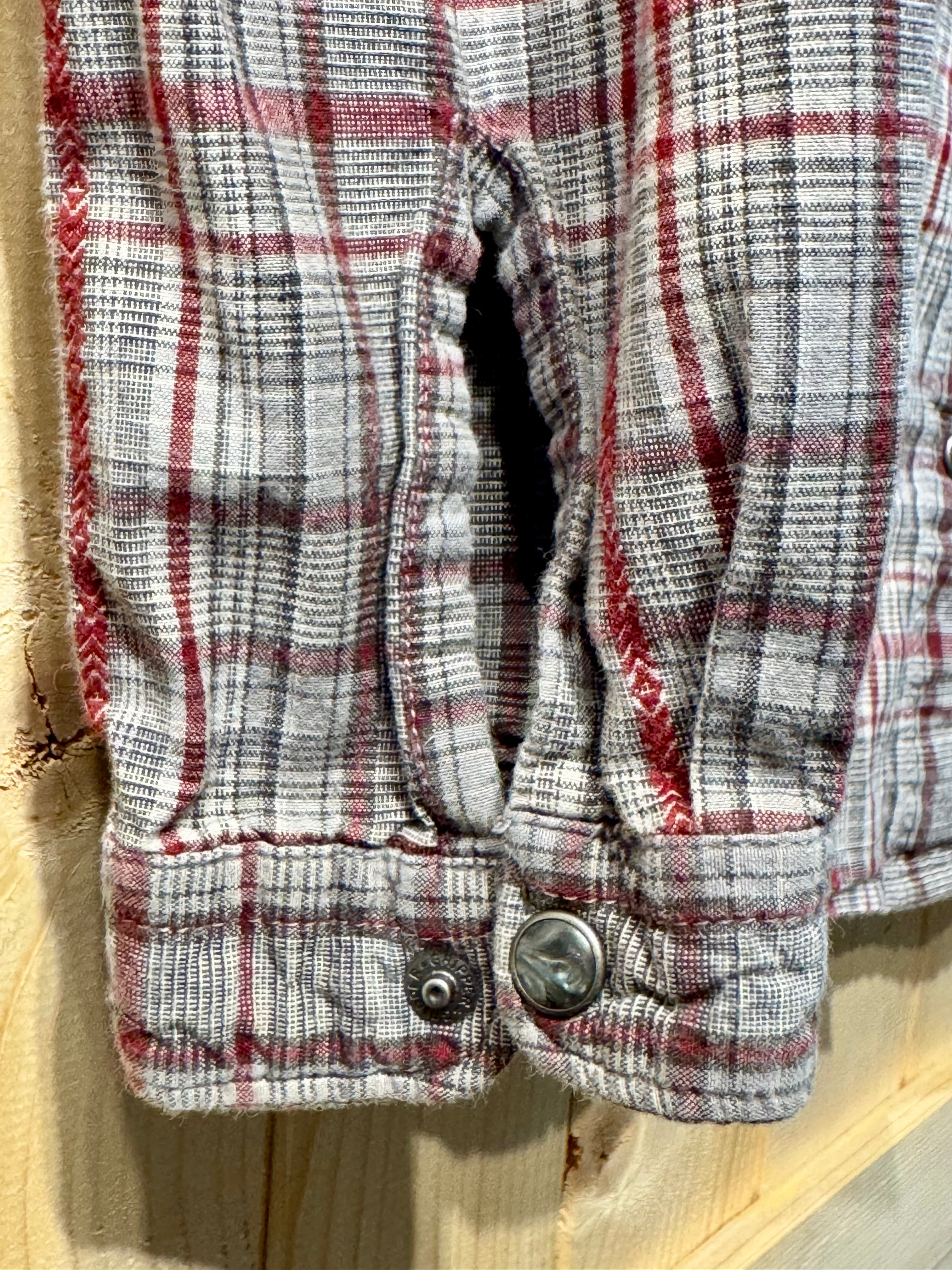 Woolrich snap-up plaid long sleeve top- Consigned with VARDO Vintage & Valuables vvvardo.ca