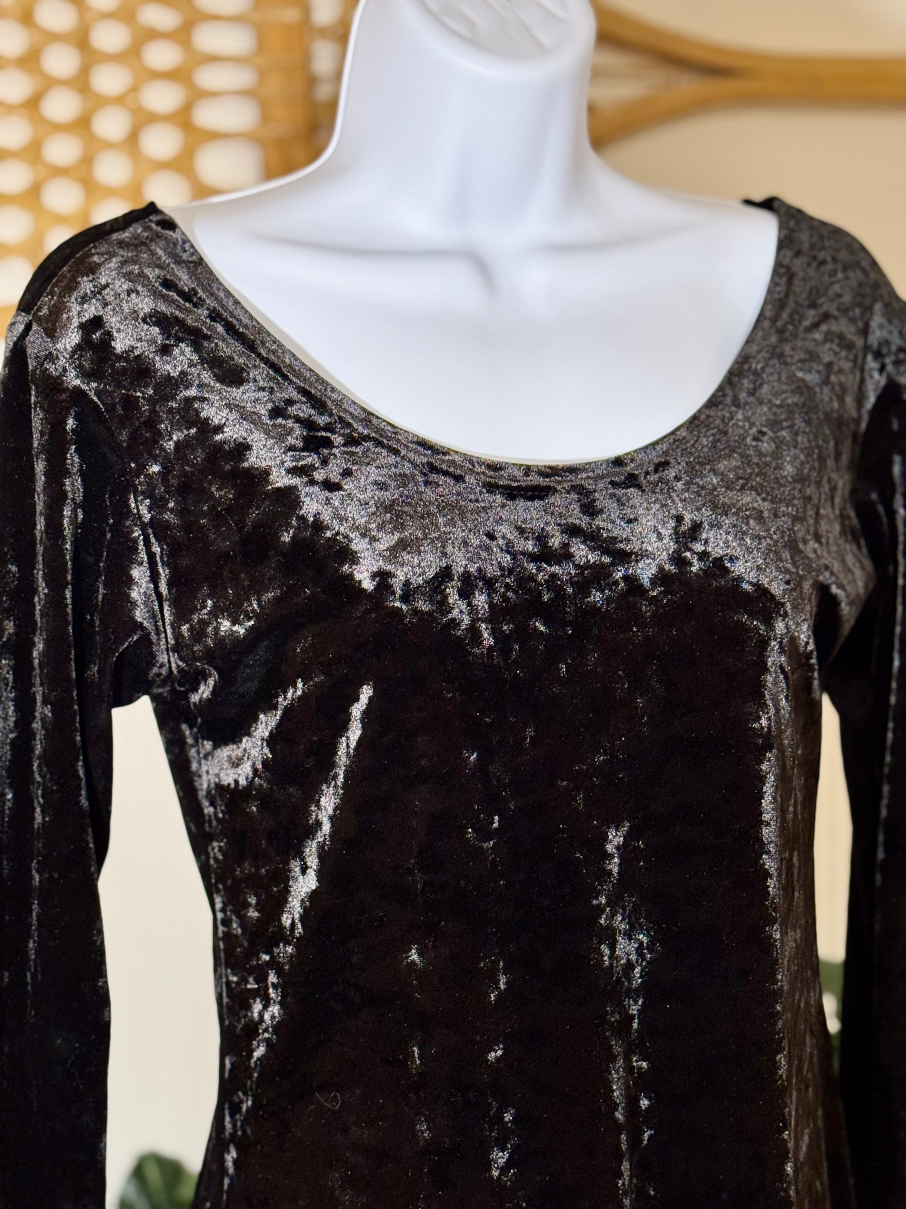EMK CLOTHING Velour Long Sleeve Dress- Consigned with VARDO Vintage & Valuables vvvardo.ca