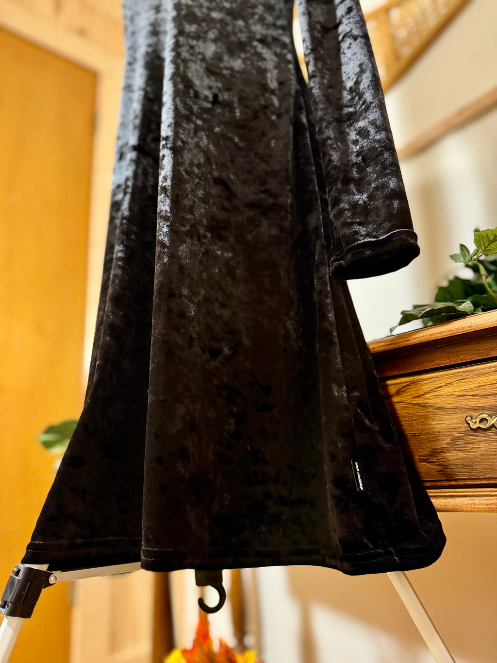 EMK CLOTHING Velour Long Sleeve Dress- Consigned with VARDO Vintage & Valuables vvvardo.ca