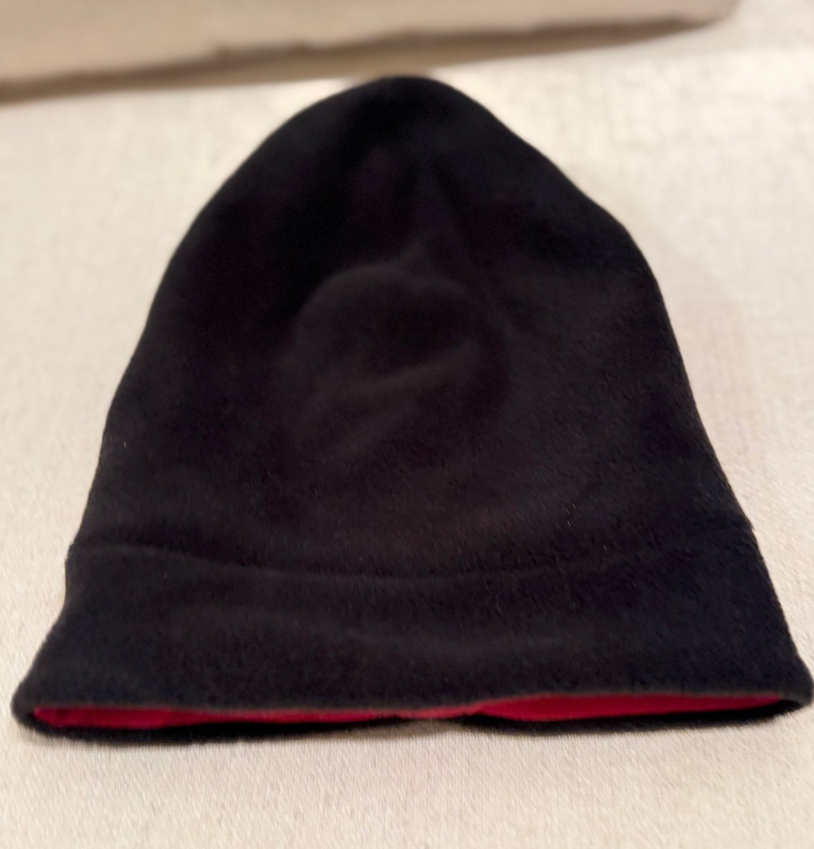 BLACK COZY TOQUE- Consigned with VARDO Vintage & Valuables vvvardo.ca