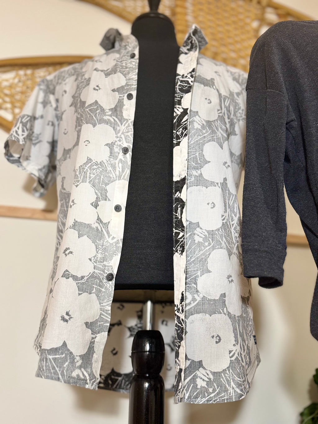 ANDY WARHOL X BILLABONG SHIRT- Consigned with VARDO Vintage & Valuables vvvardo.ca