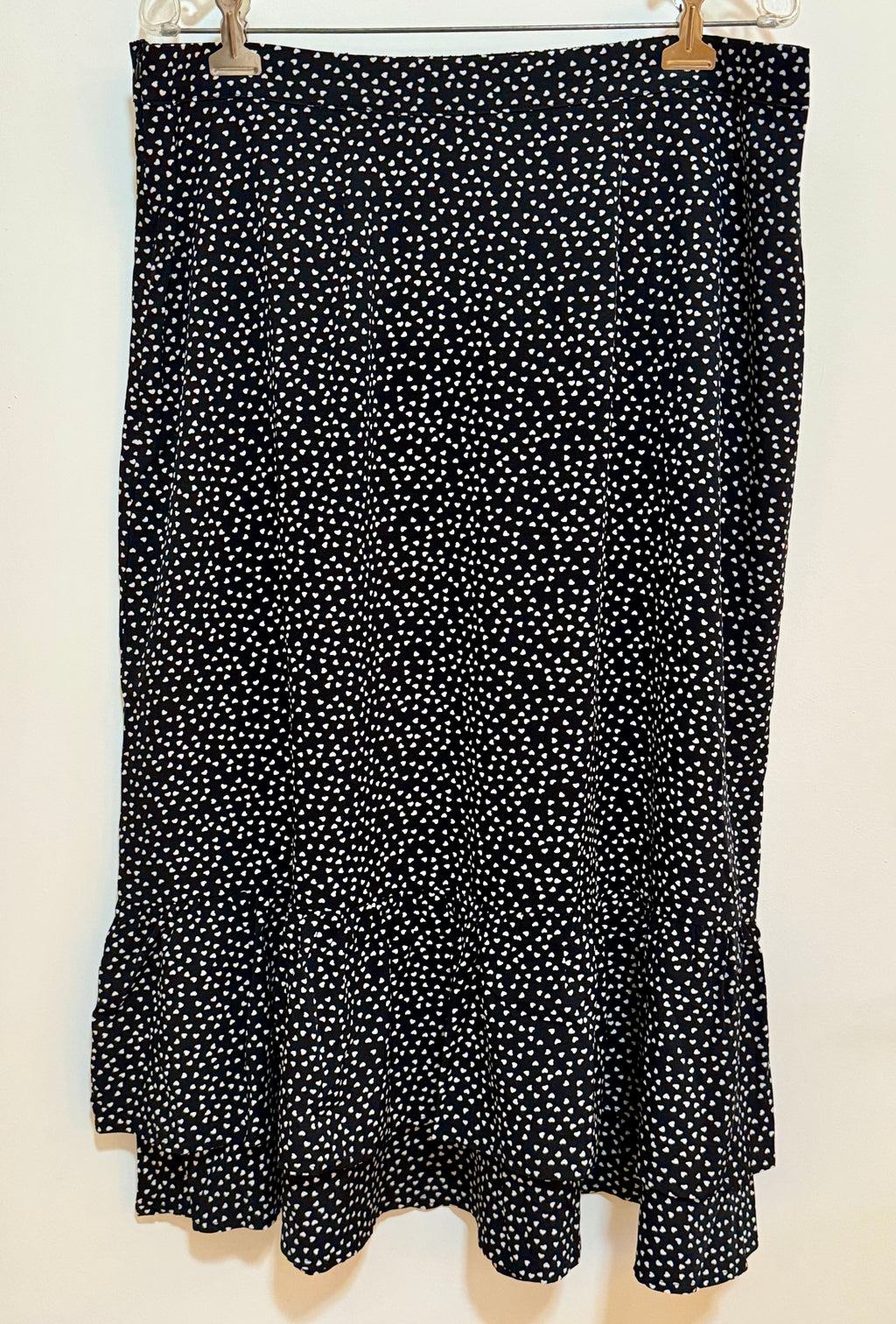 ALLEGRA K SKIRT with double frilled hem and hearts print. - Consigned with VARDO Vintage & Valuables vvvardo.ca