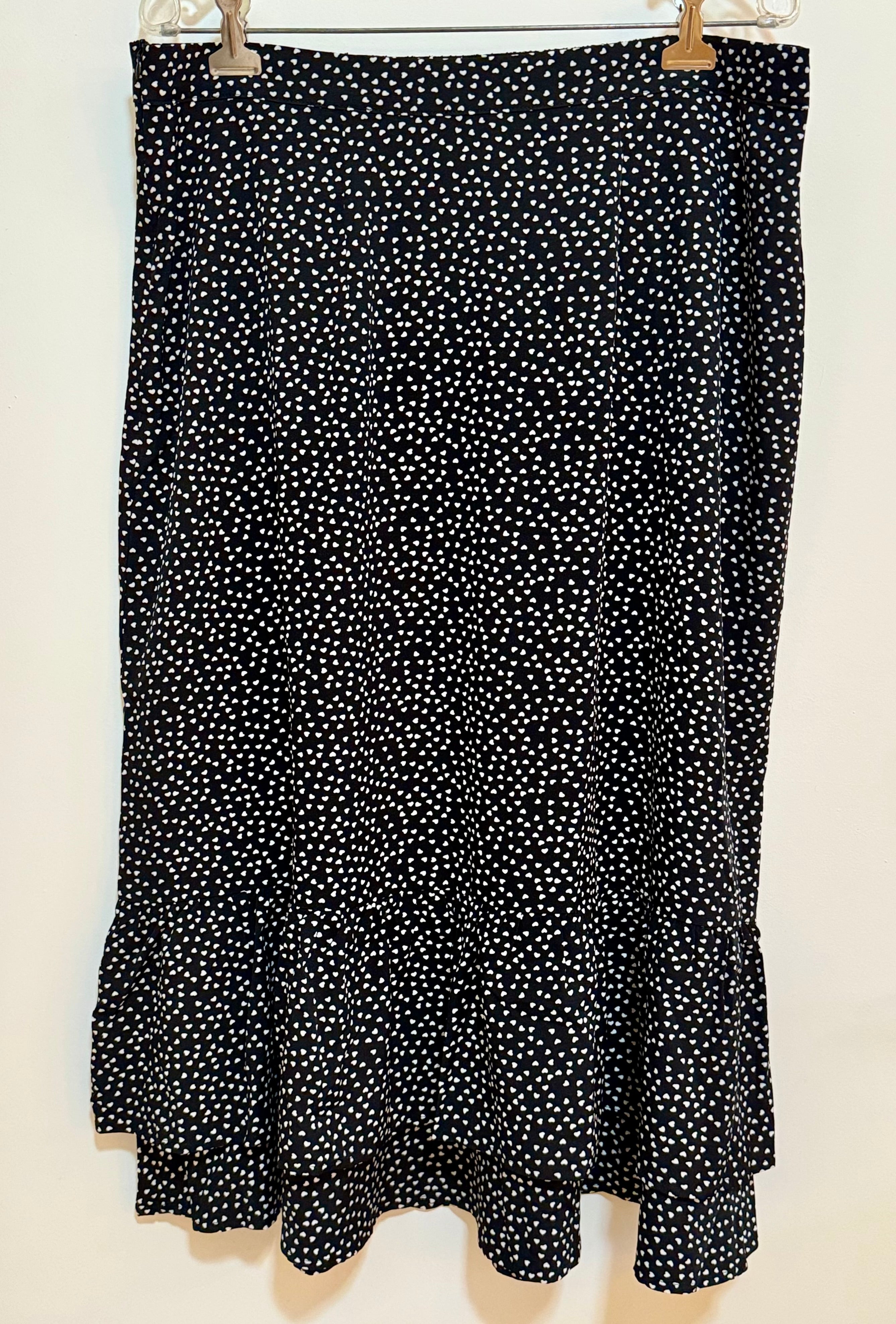 ALLEGRA K SKIRT with double frilled hem and hearts print. - Consigned with VARDO Vintage & Valuables vvvardo.ca